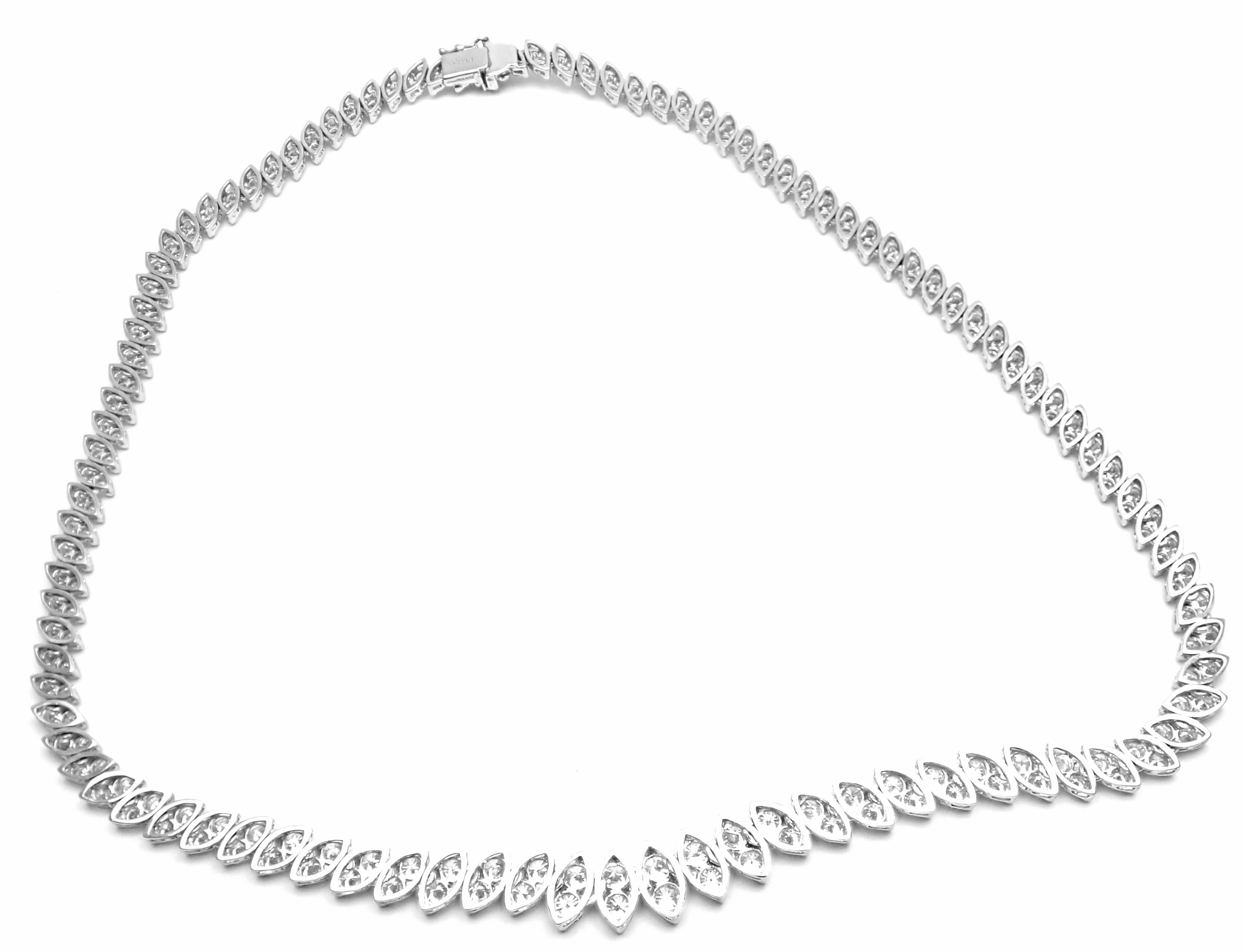Estate Platinum 14 Carat Diamond Necklace In Excellent Condition In Holland, PA