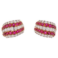 Boucles d'oreilles anciennes en platine et or jaune 18 carats avec diamants de 10 carats et rubis