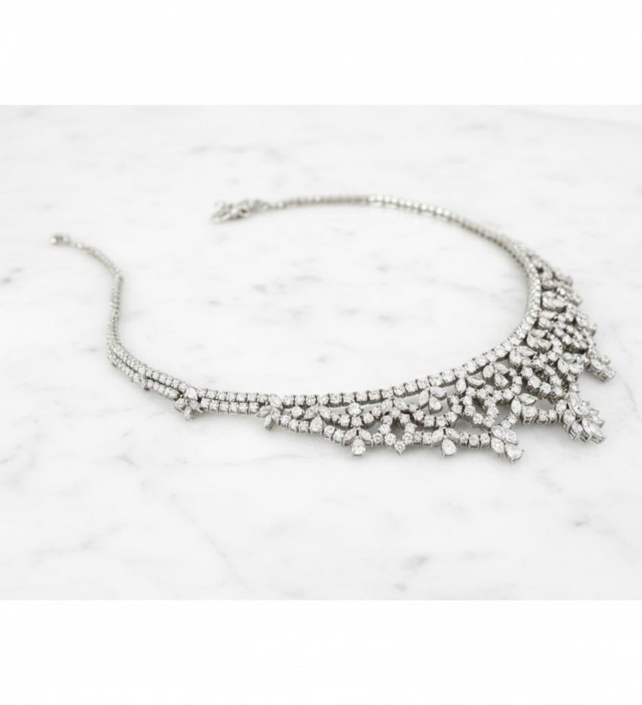 Taglio rotondo Collana Riviera in platino 82,00 CTW con diamanti E/F VVS/VS in vendita