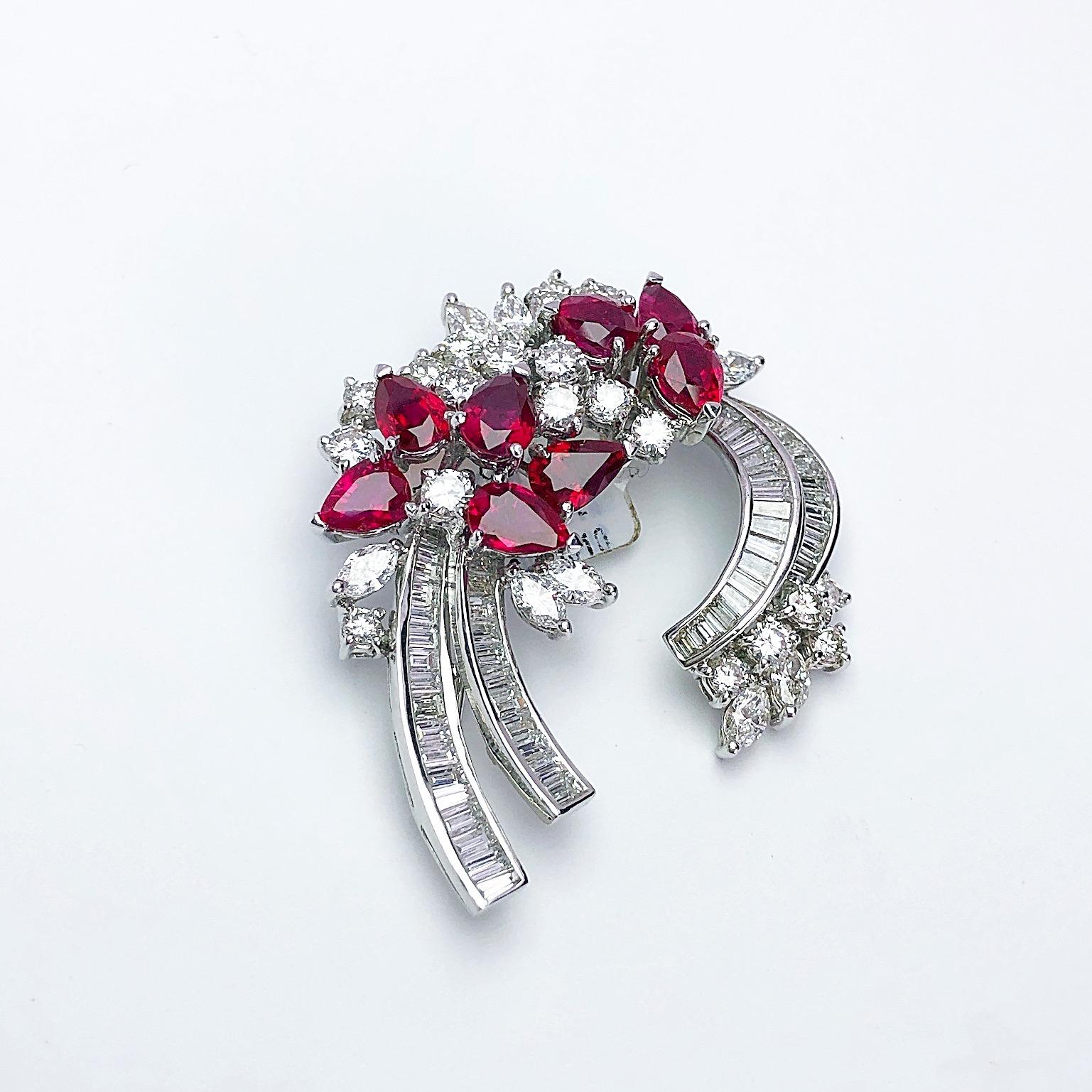 Estate Platinum 8.74 Carat Ruby and Diamond Brooch In Excellent Condition For Sale In New York, NY
