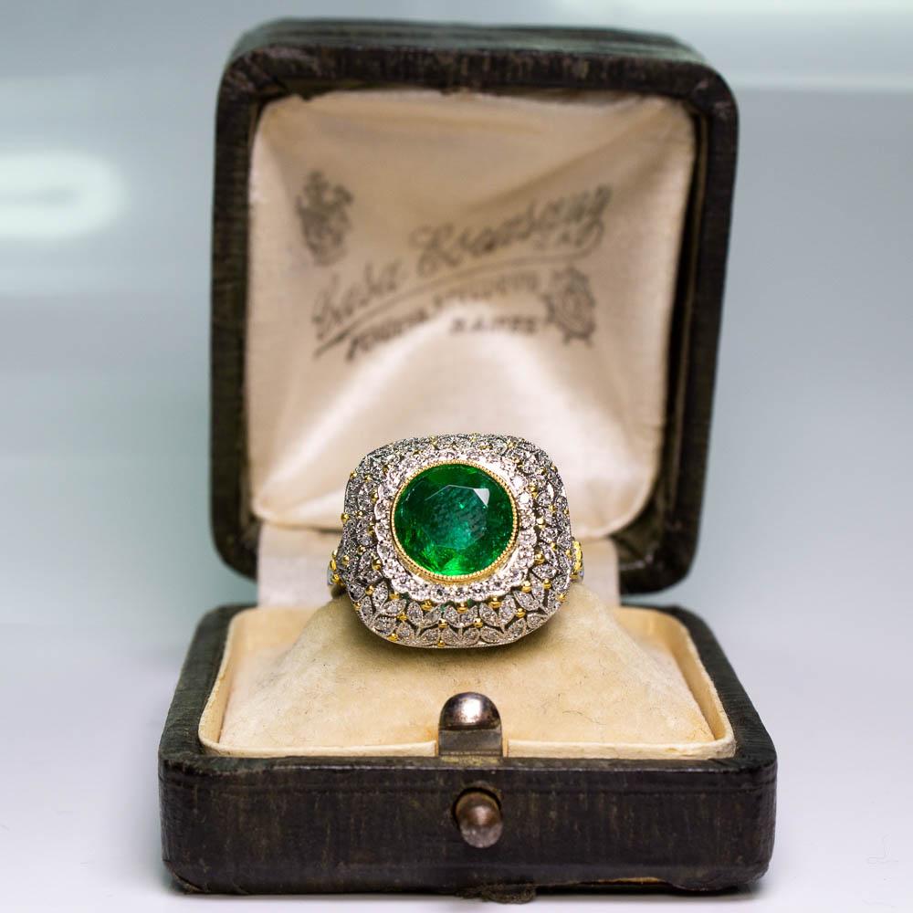 Estate Platinum and 18K Yellow Gold Victorian Diamond & Emerald Flower Ring For Sale 4