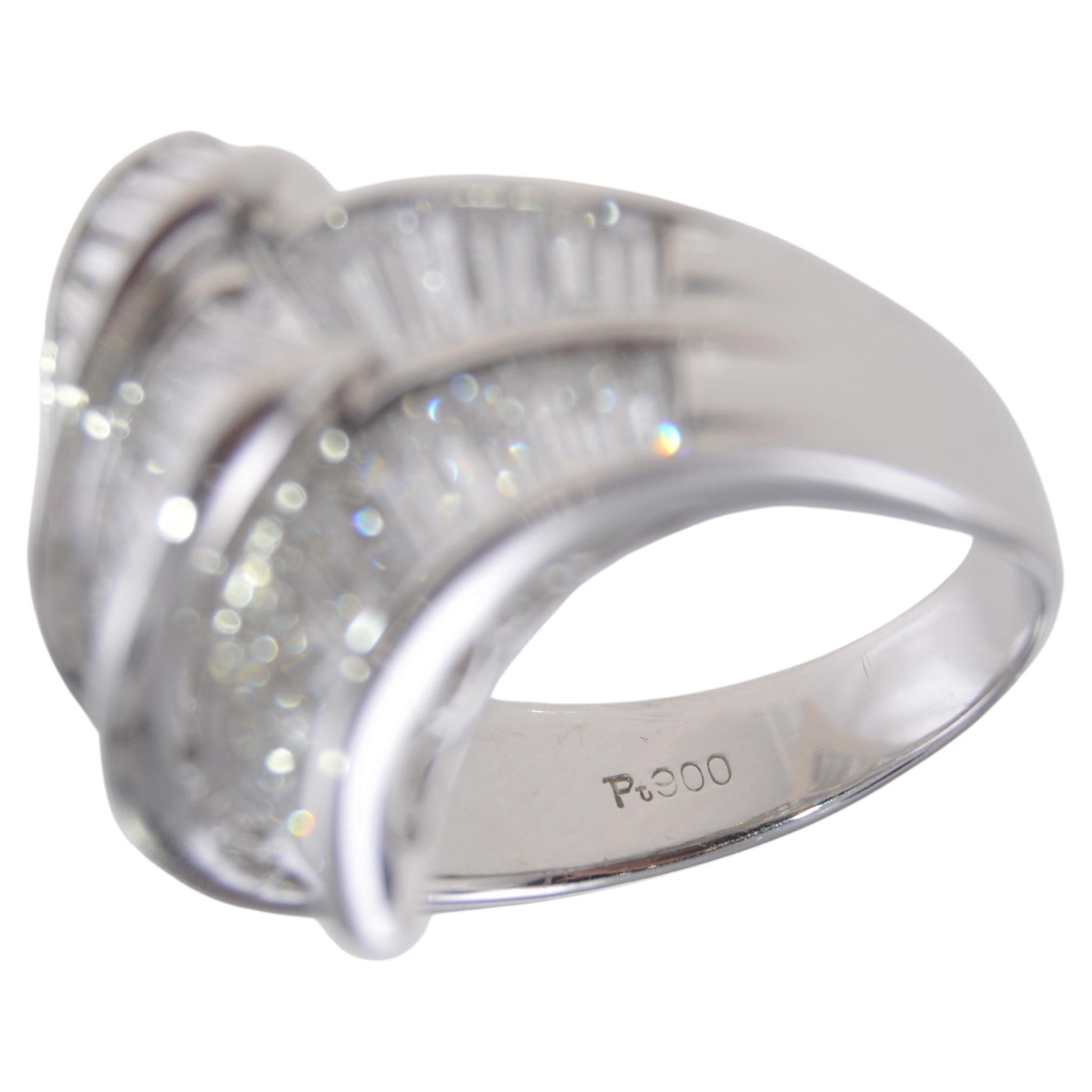 Estate Platinum and 2.54cts Baguette Diamond Cocktail Ring  For Sale 2
