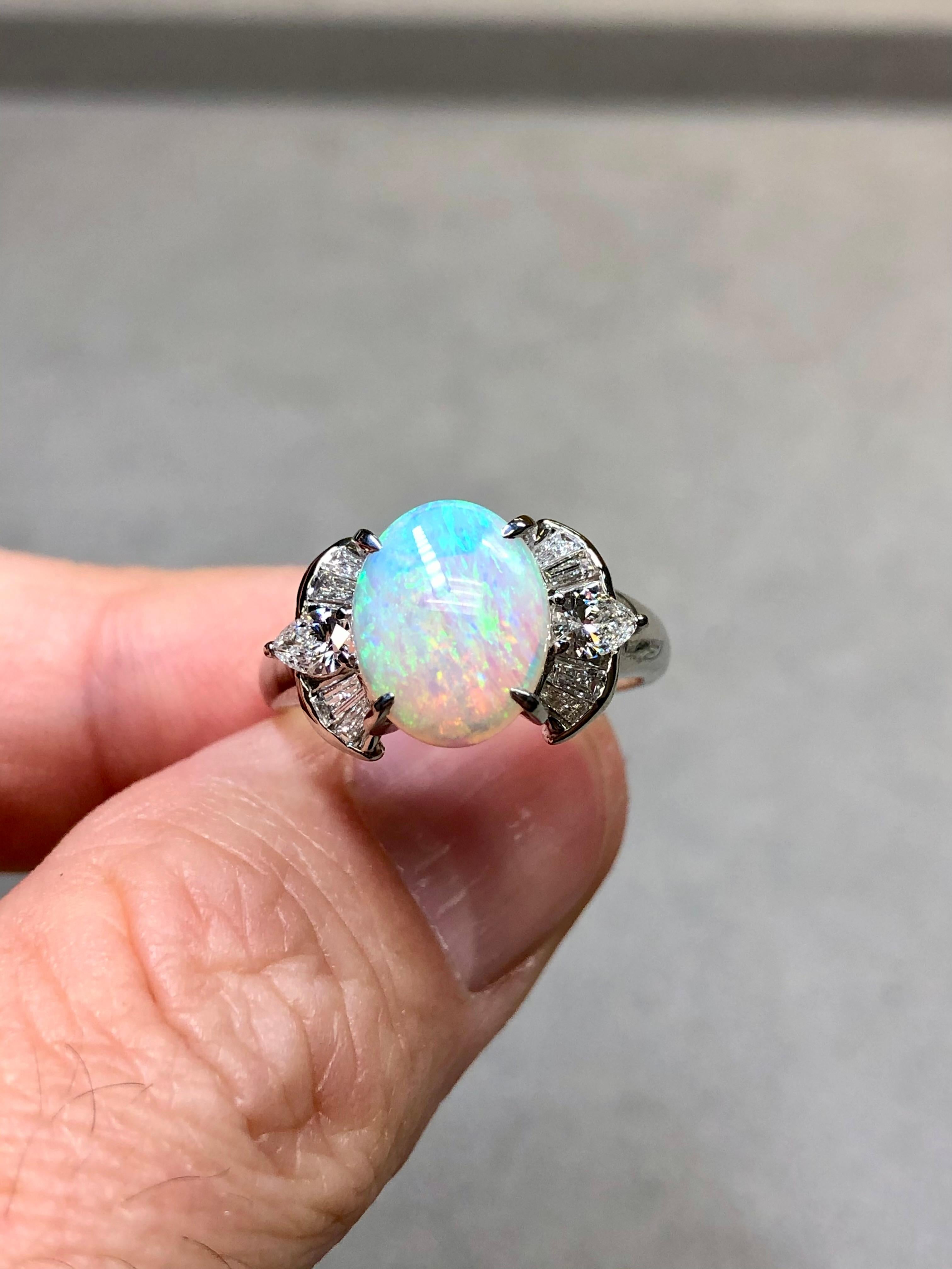 Nachlass Platin australischer Opal Marquise Baguette Diamant Cocktail-Ring Gr. 7,5 (Cabochon) im Angebot