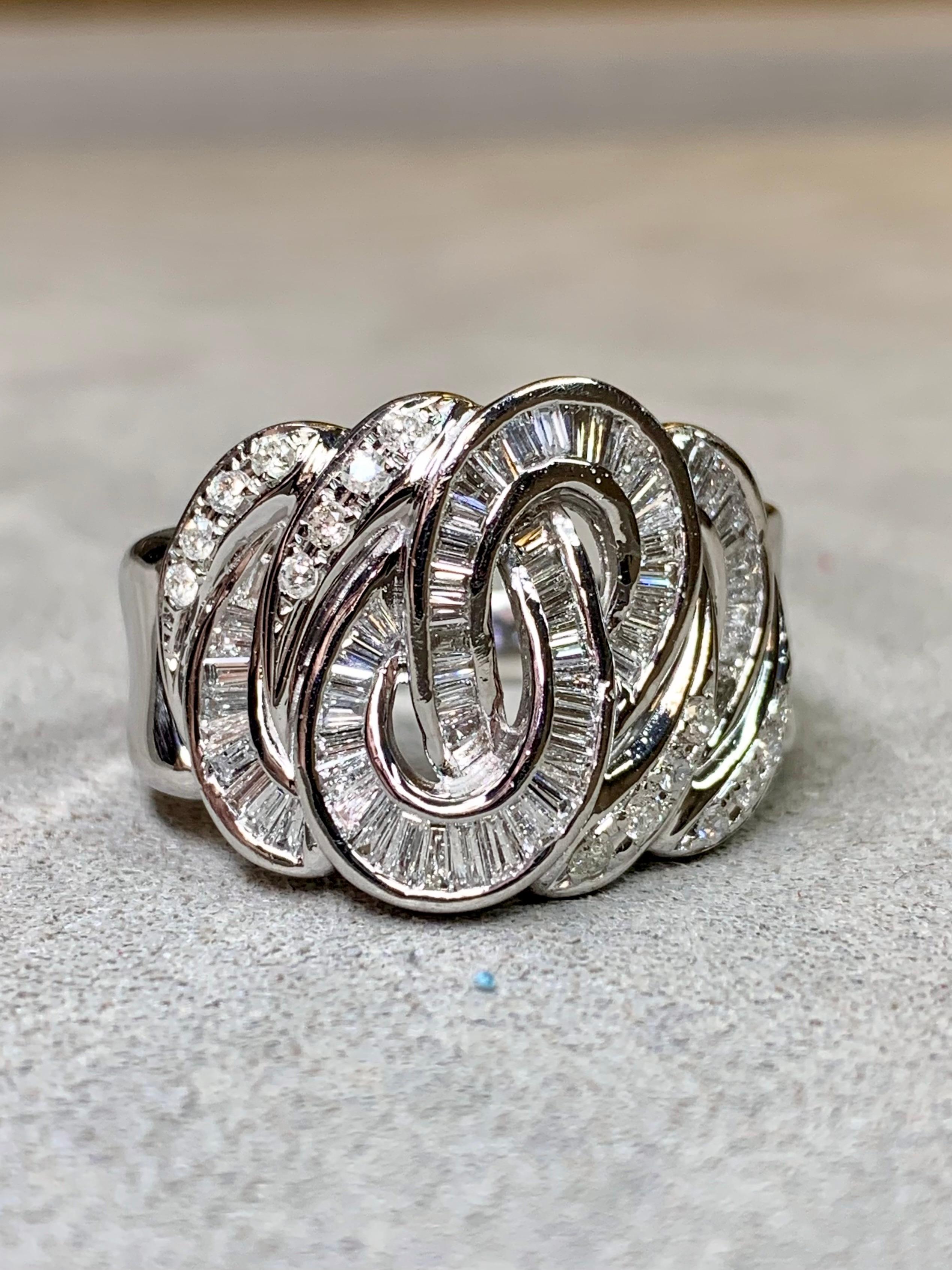 Femenino o masculino Estate Platino Baguette Ronda Diamante Remolino Anillo de Cóctel Pesado Sz 10.5 en venta