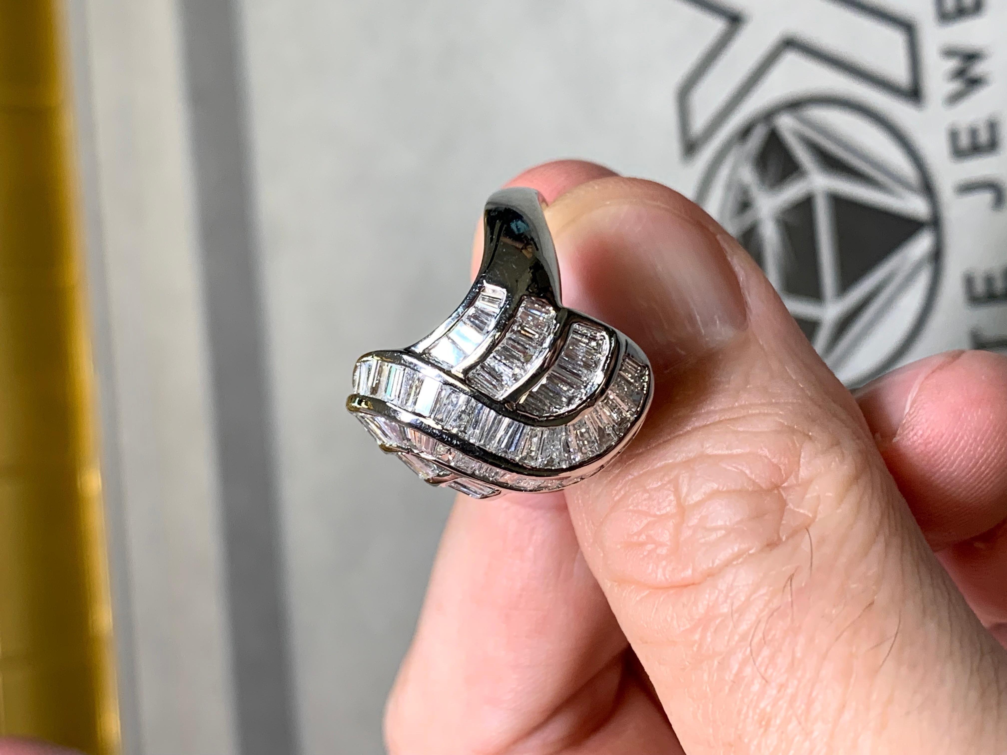Estate Platinum Channel Set Baguette Diamond Flowing Cocktail Ring 4.83ctw In Good Condition For Sale In Winter Springs, FL
