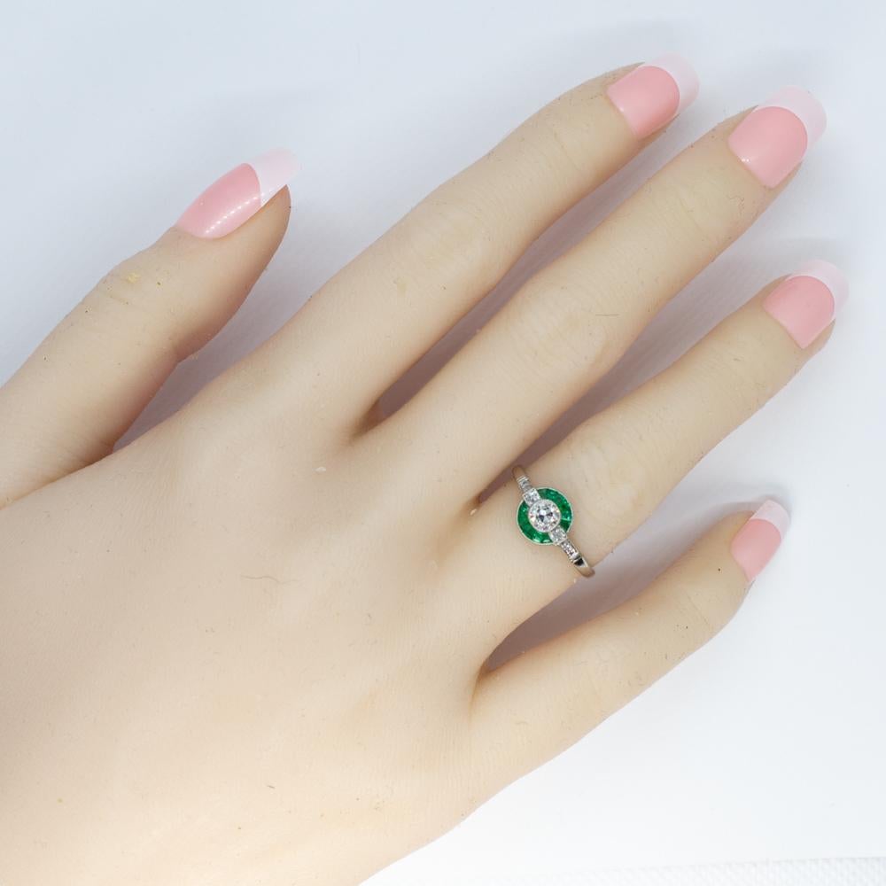 Women's or Men's Estate Platinum Diamond and Emerald Ring