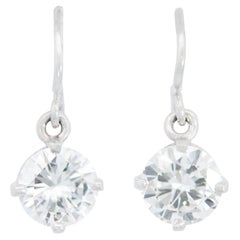 Pendientes de gota de platino y diamantes