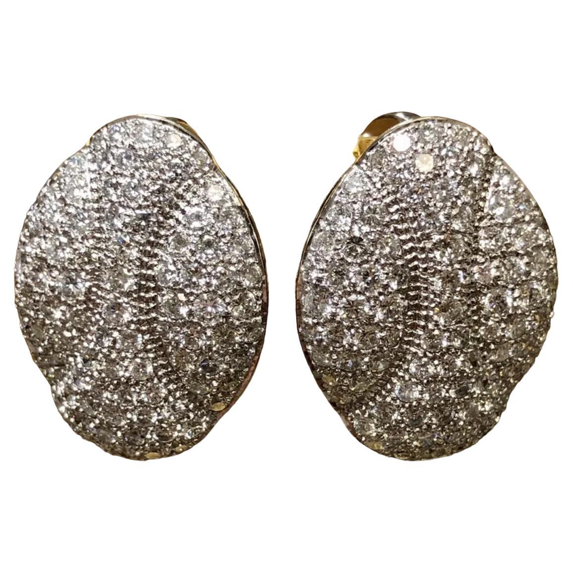 Estate Platinum Pave Diamond Oval Huggie Omega Back Clip Earrings G Vs+ 5.50cttw For Sale