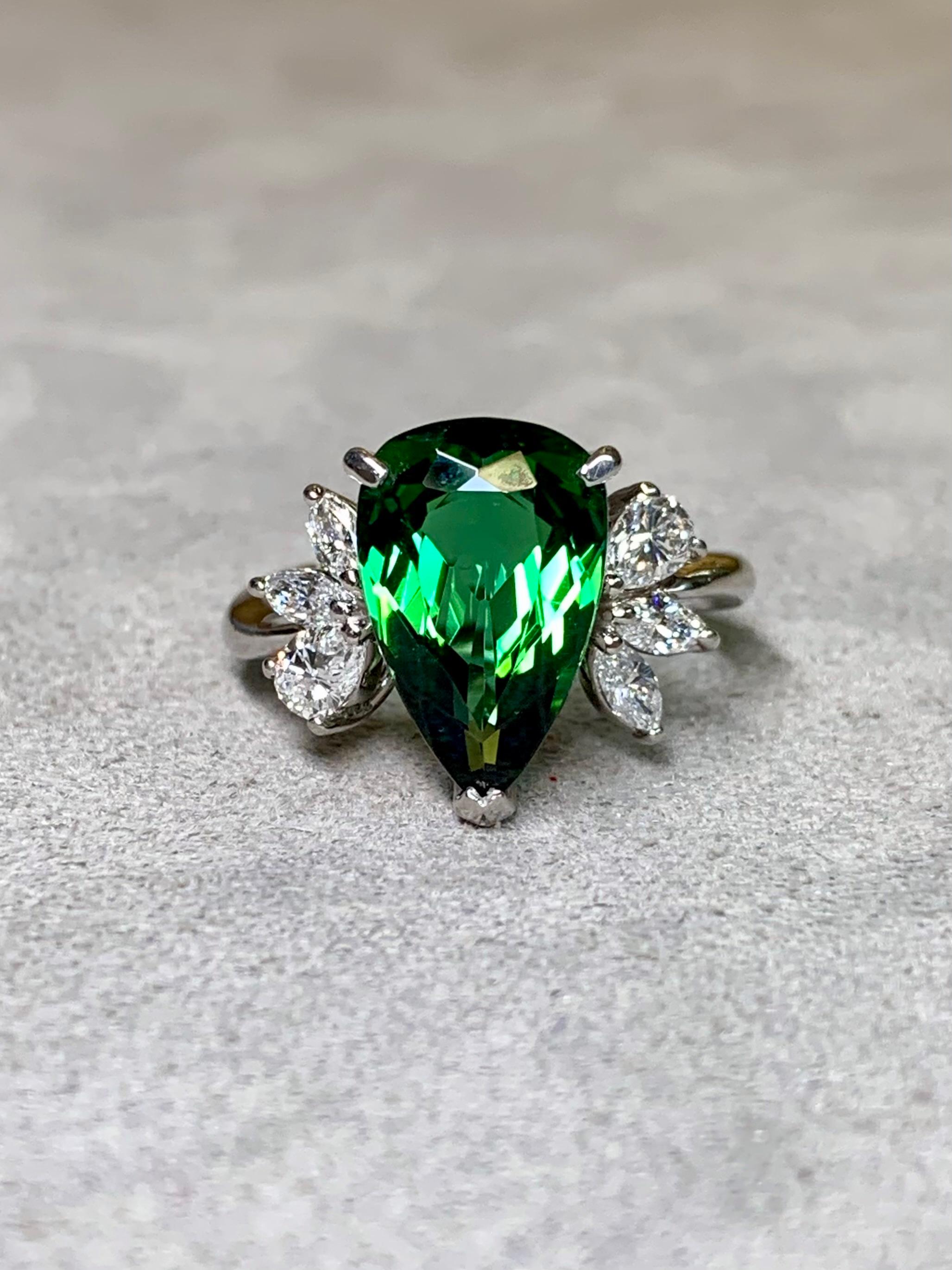 Estate Platinum Pear Green Tourmaline Marquise Diamond Cluster Cocktail Ring In Excellent Condition For Sale In Winter Springs, FL
