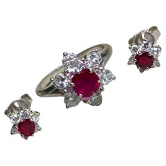 Ensemble de boucles d'oreilles en platine Vivid Diamonds avec bague florale 2.82ctw