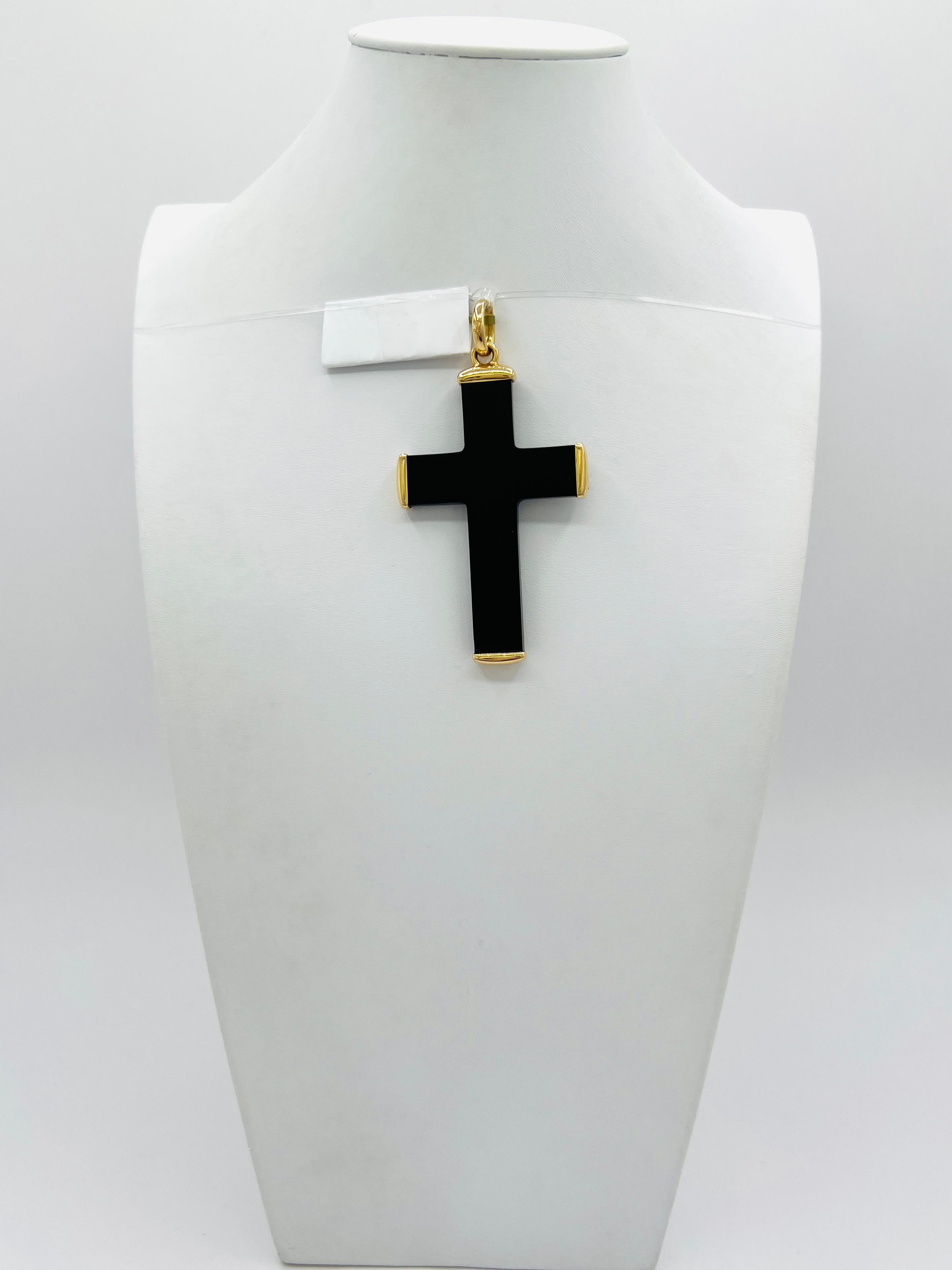 Women's or Men's Estate Pomellato Cross Pendant Necklace in 18K Yellow Gold For Sale