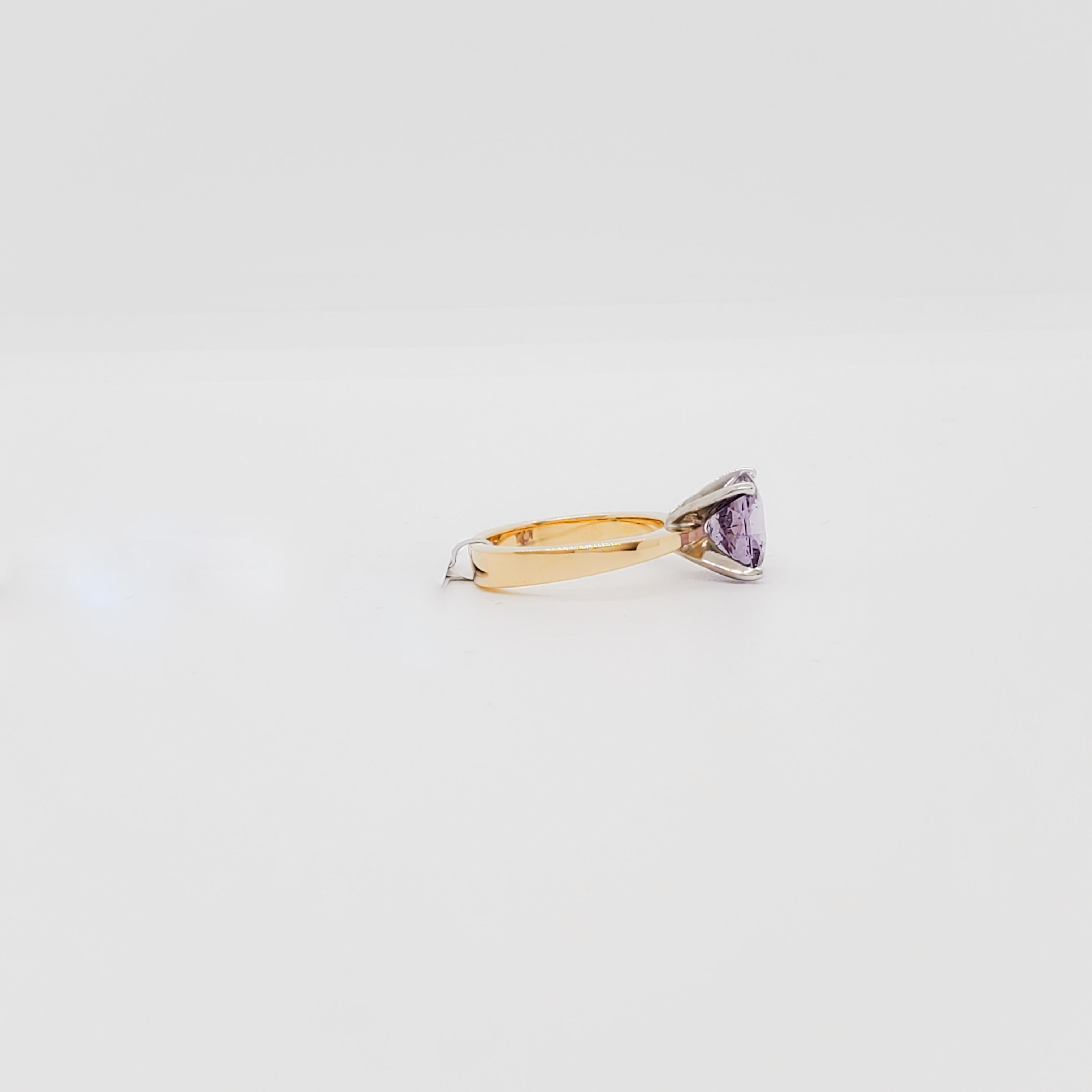 Estate Purple Spinel Solitaire Ring in 14k Yellow Gold 1