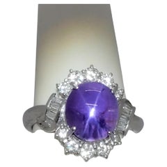 Nachlass Lila Stern Saphir und Diamant Cocktail-Ring in Platin