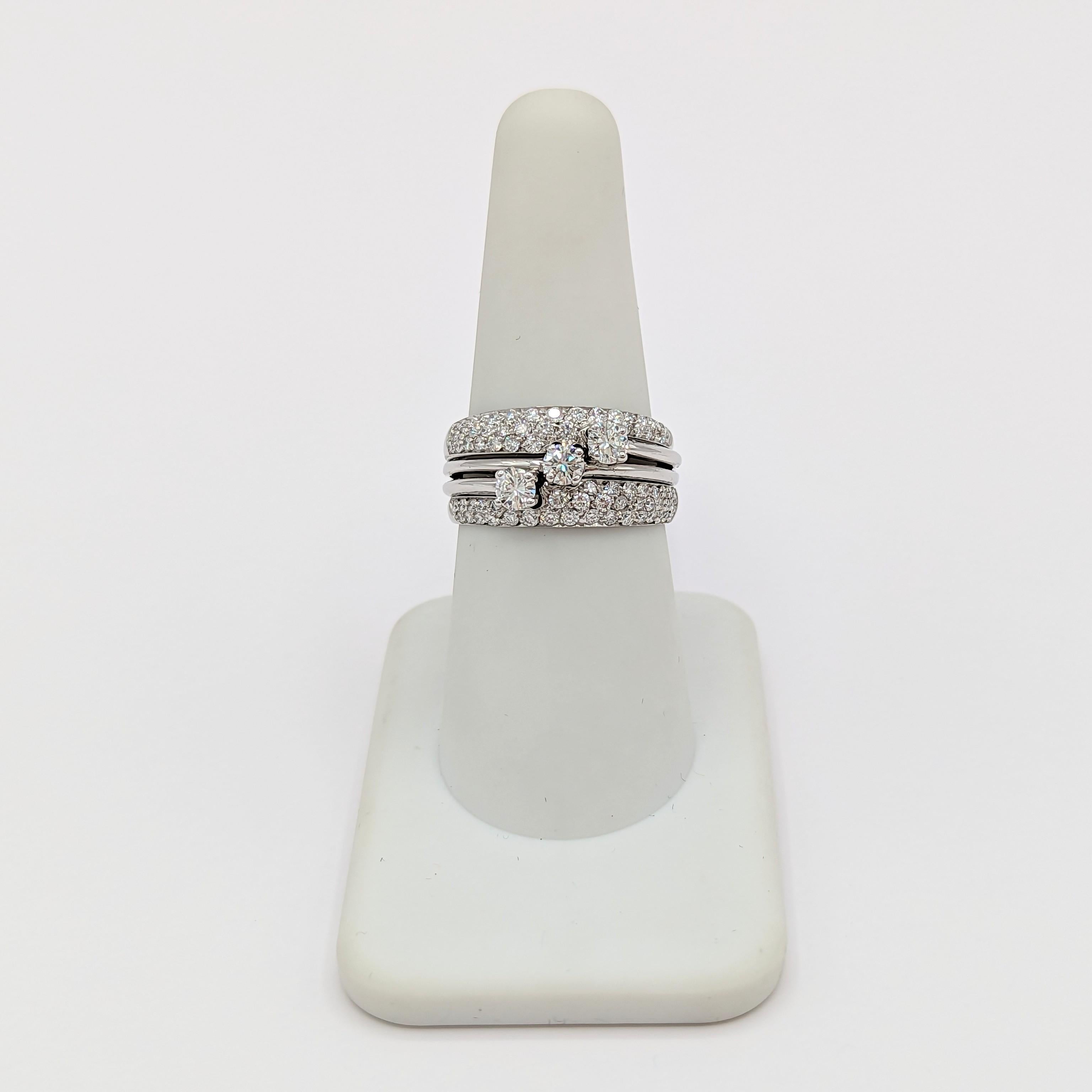 Estate Recarlo White Diamond Ring in 18K White Gold  In New Condition For Sale In Los Angeles, CA