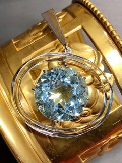 Estate Retro 18K White Gold Round Aquamarine Pendant Necklace 25.40ct