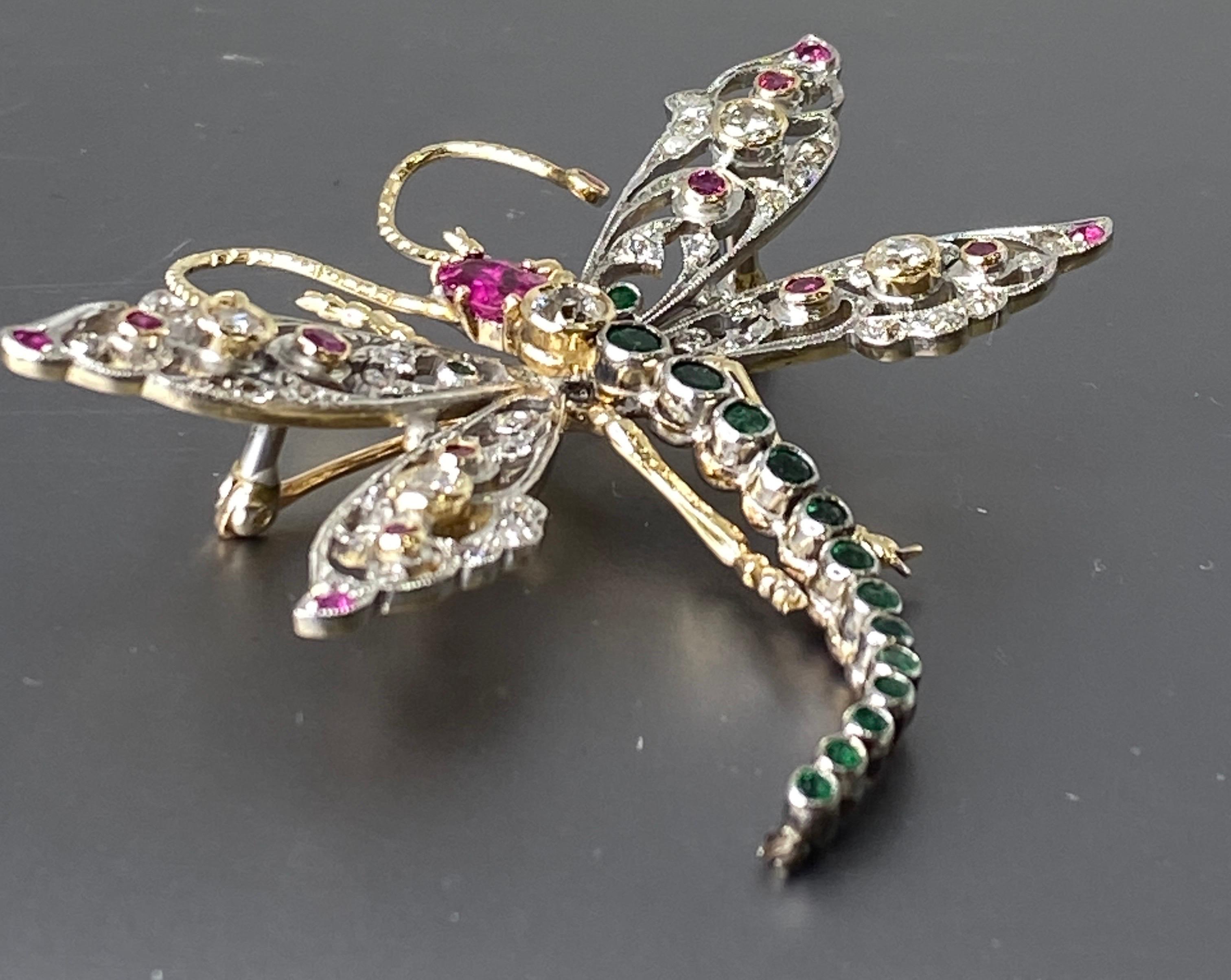 Estate Retro 2.75 cttw 14k Gold Dragonfly Ruby, Emerald & Diamond Brooch Pin For Sale 5