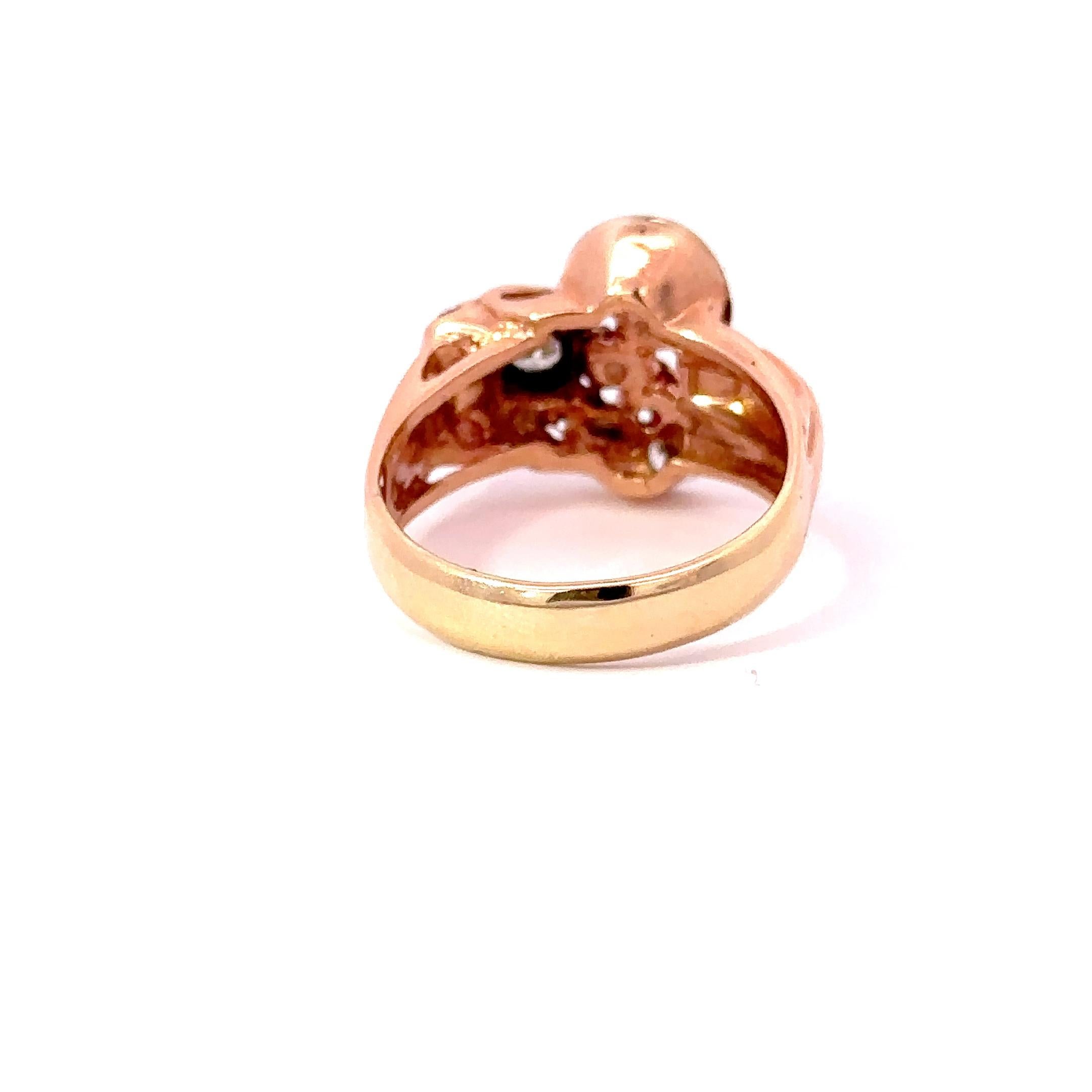 Estate Retro Era 14KT Rose Gold Ruby And Diamond Ring In Excellent Condition For Sale In New York, NY