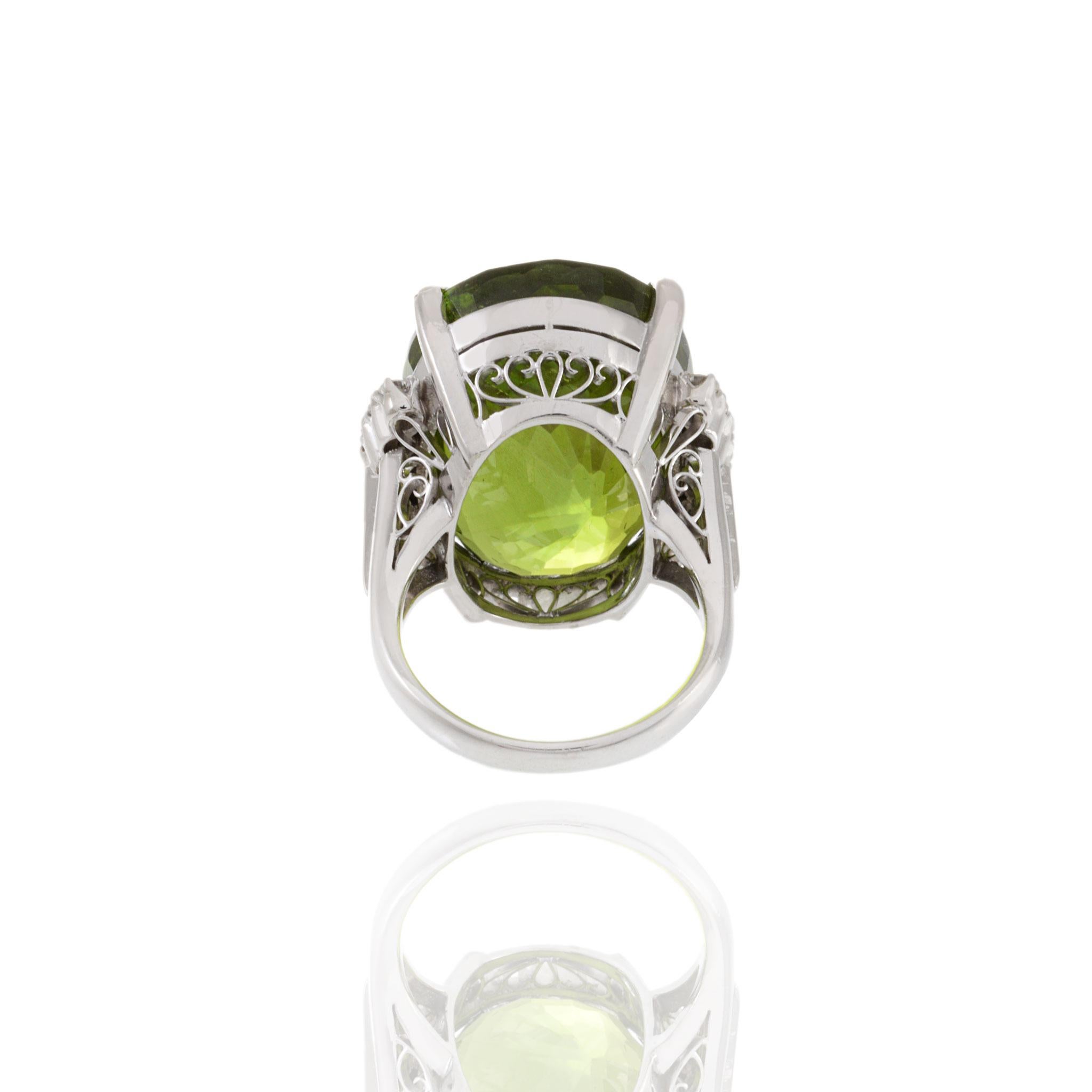 Estate Retro Era Platinum Peridot And Diamond Ring For Sale 5