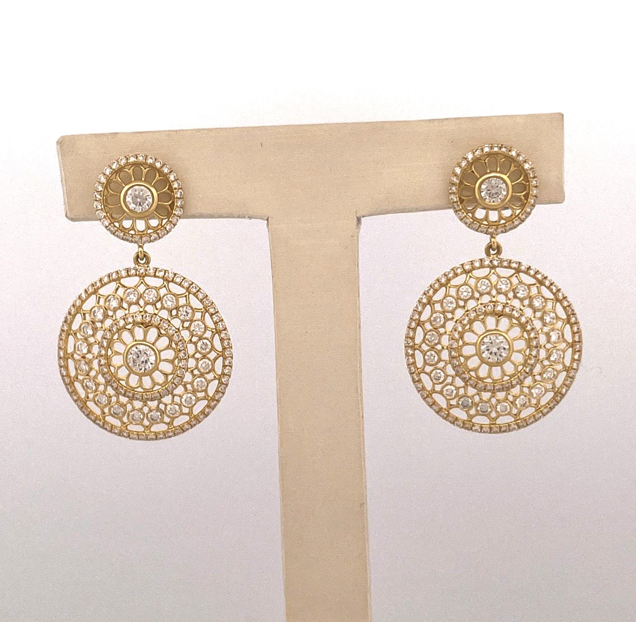 Nachlass Roberto Coin Cento Rosette 18k Gelbgold Diamant-Tropfen-Ohrringe (Moderne) im Angebot
