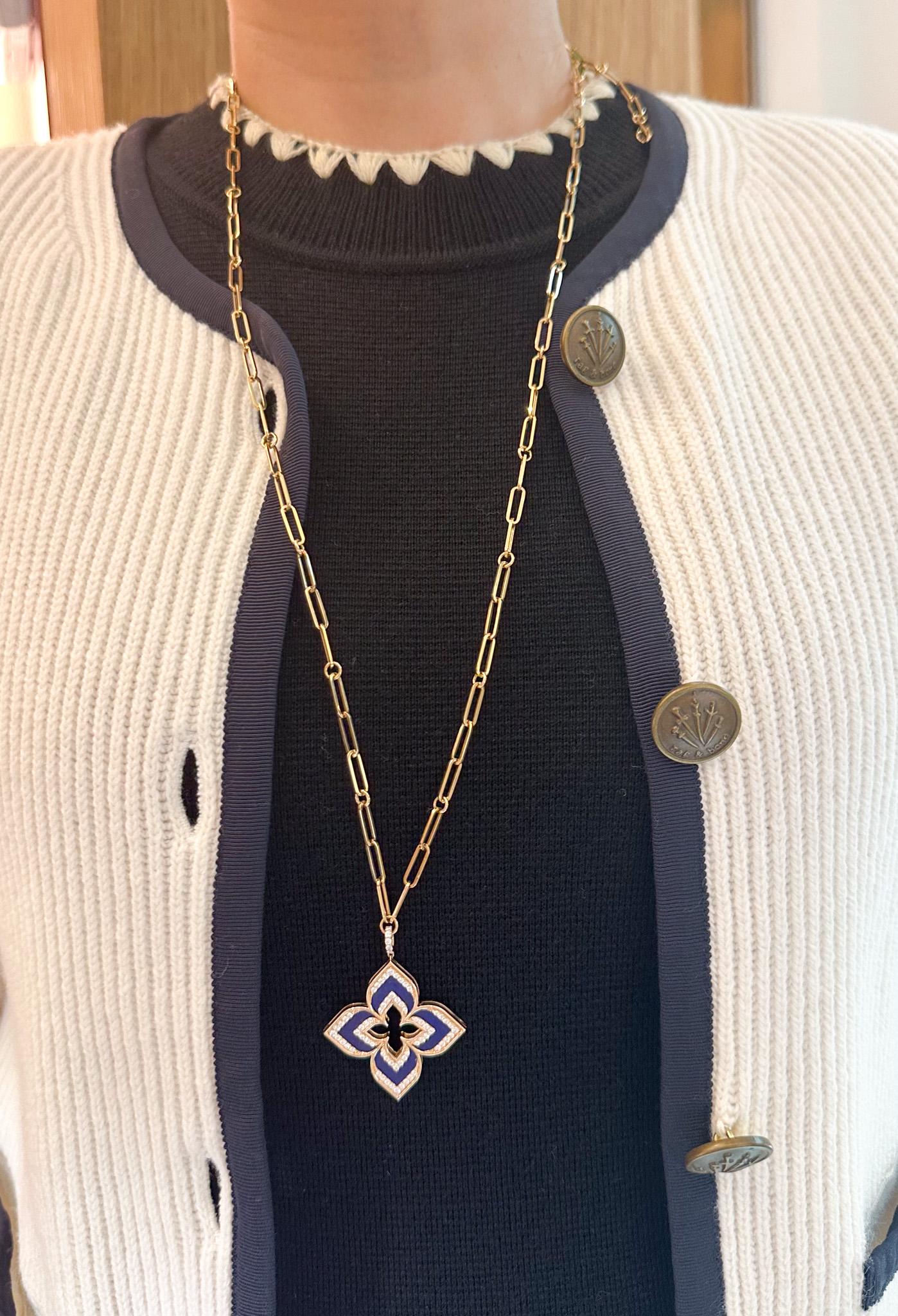 Estate Roberto Coin Venetian Princess 18k Rose Gold Lapis & Diamond Necklace In Excellent Condition For Sale In Dallas, TX
