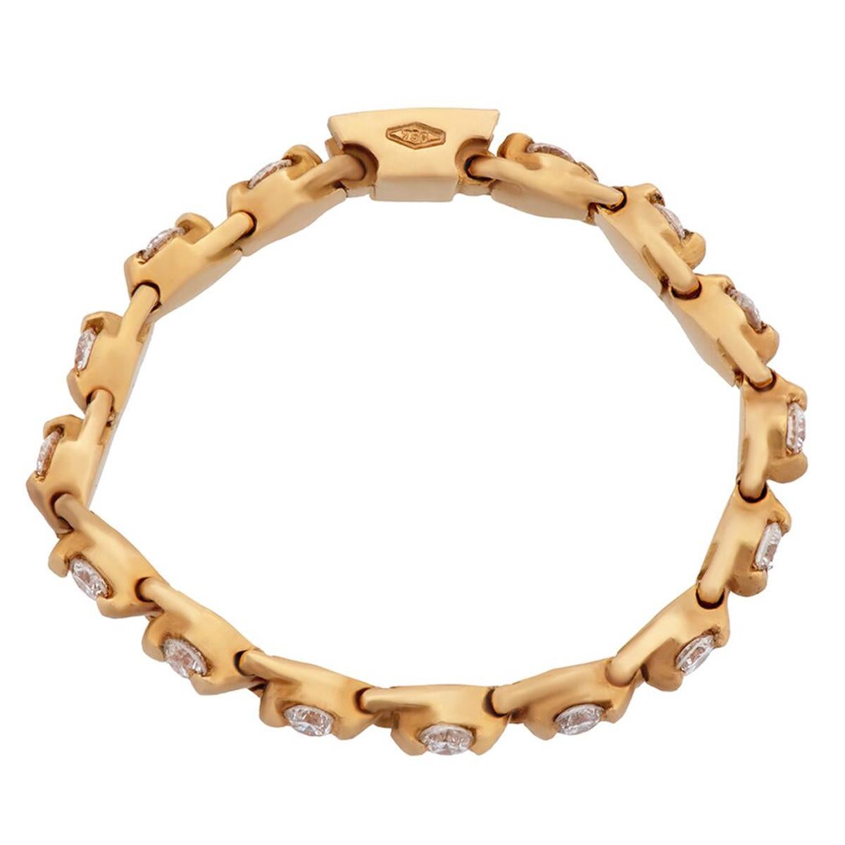 Un anneau d'éternité chic en diamant avec .25ct de diamants ronds de taille brillante sertis à la broche en or rose 18k.

Taille 6 3/4