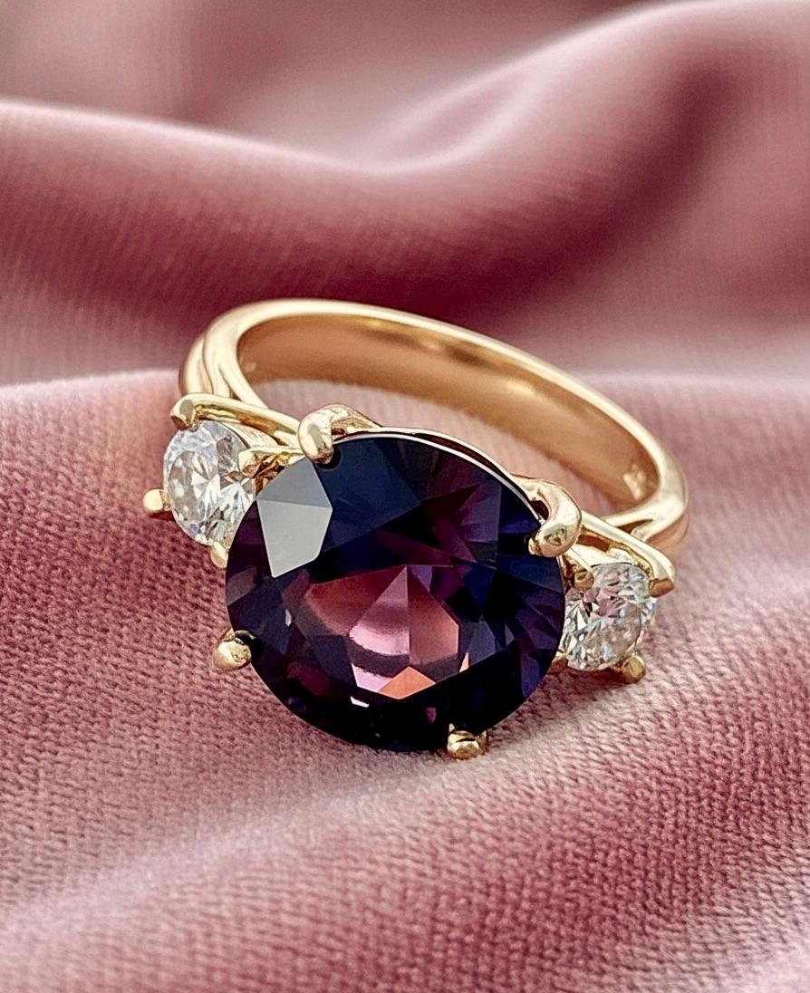 da uomo o donna Anello di fidanzamento con diamante e spinello naturale taglio rotondo 18K in vendita