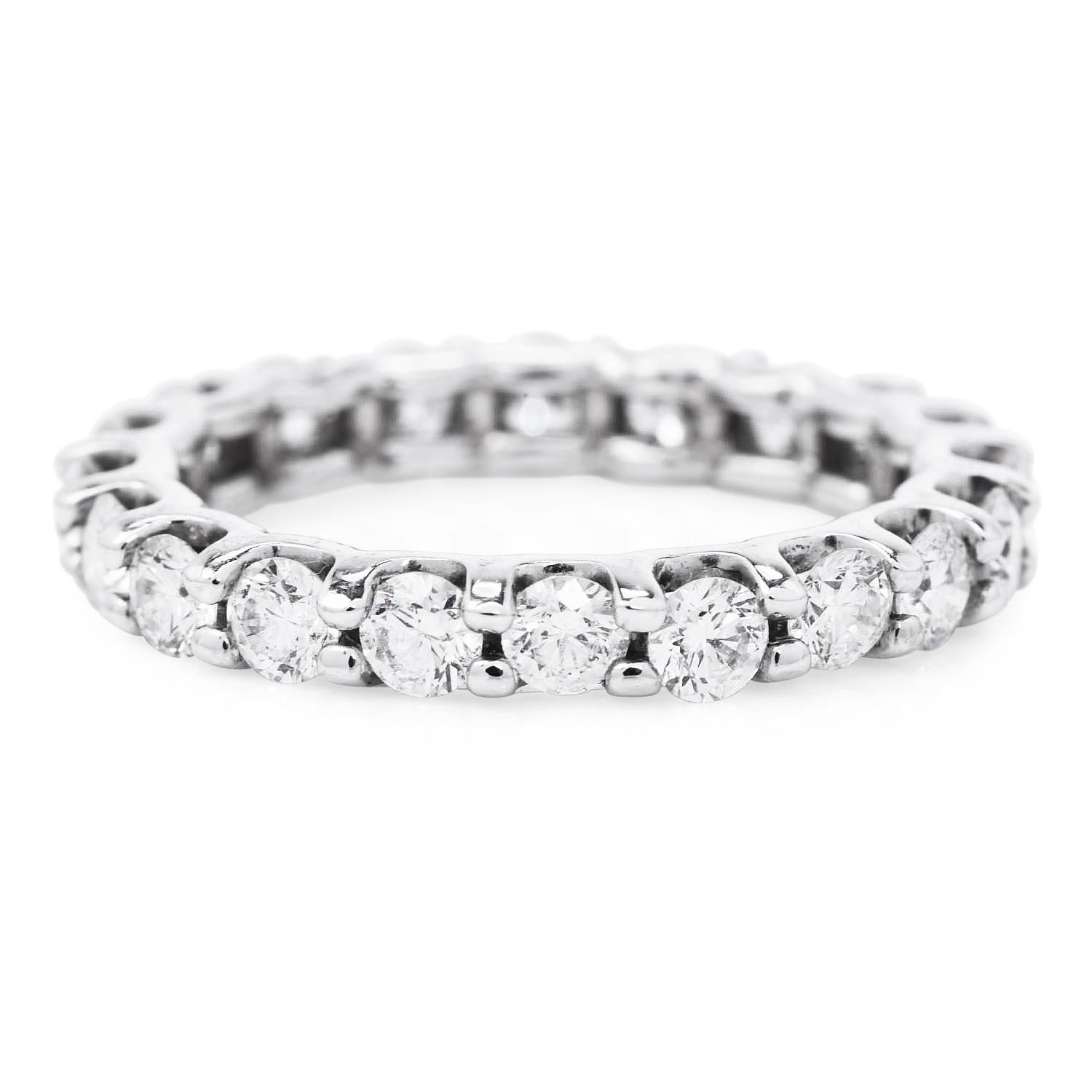 Modern Estate Round Diamond 14K White Gold Classic Eternity Wedding Band Ring For Sale