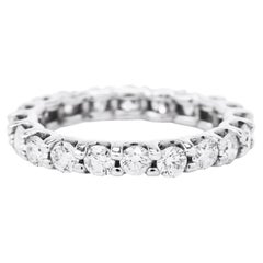Estate Round Diamond 14K White Gold Classic Eternity Wedding Band Ring