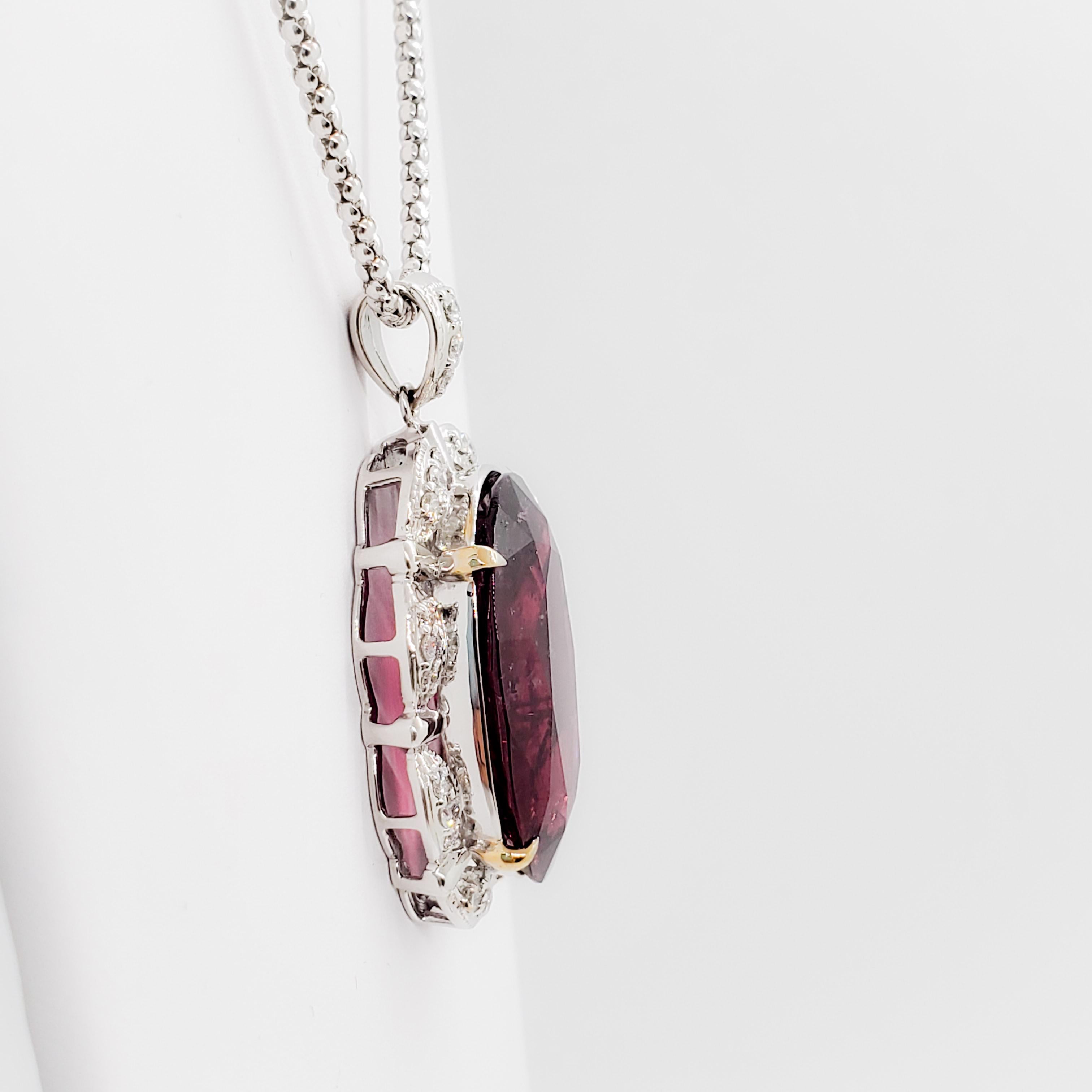 Estate Rubellite Oval and White Diamond Pendant Necklace in 18 Karat White Gold In Excellent Condition In Los Angeles, CA