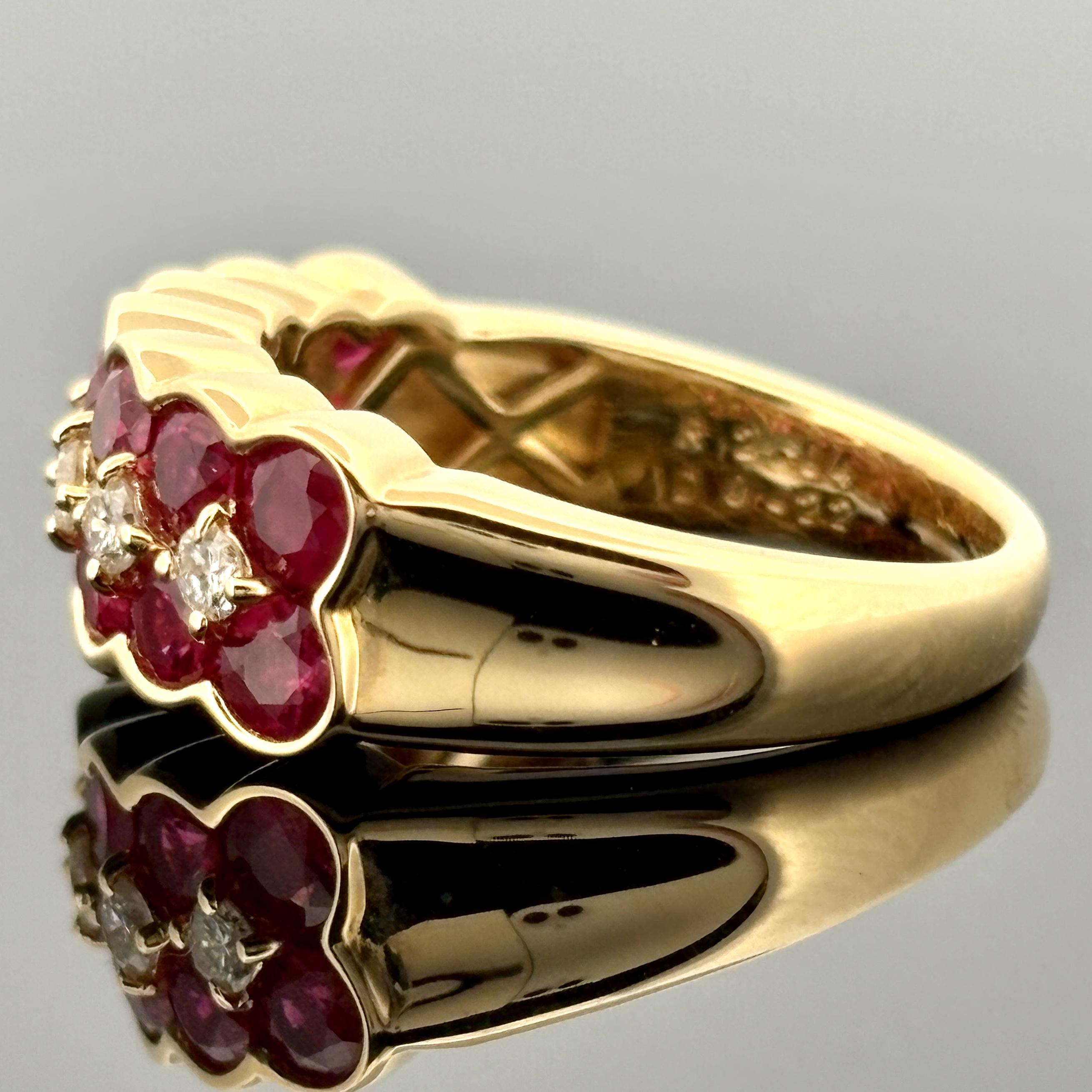 Bracelet en or jaune 18k avec rubis et diamants 2.26ctw Excellent état - En vente à Orlando, FL