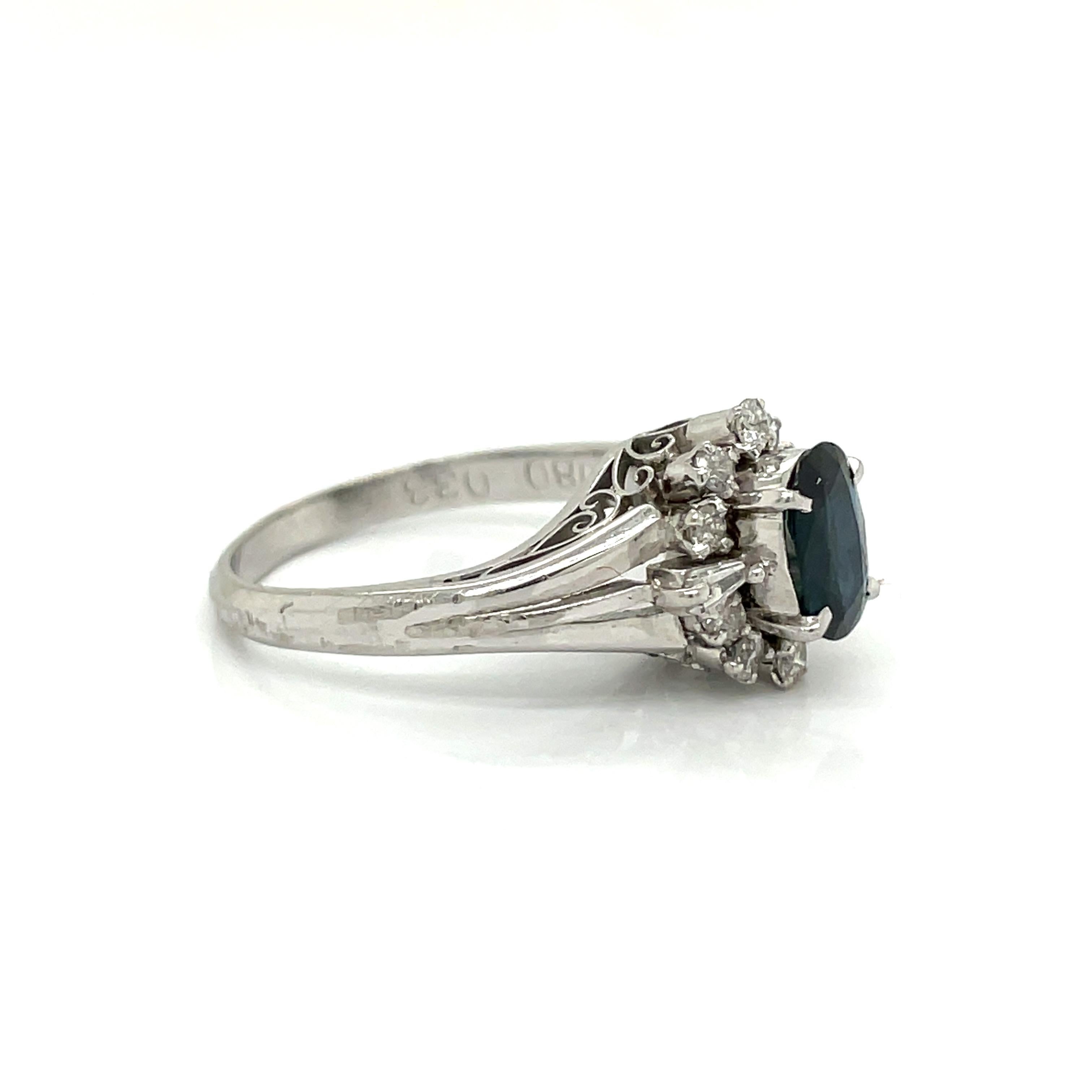 Nachlass-Ring mit Saphir, Diamant und Platin (Ovalschliff) im Angebot