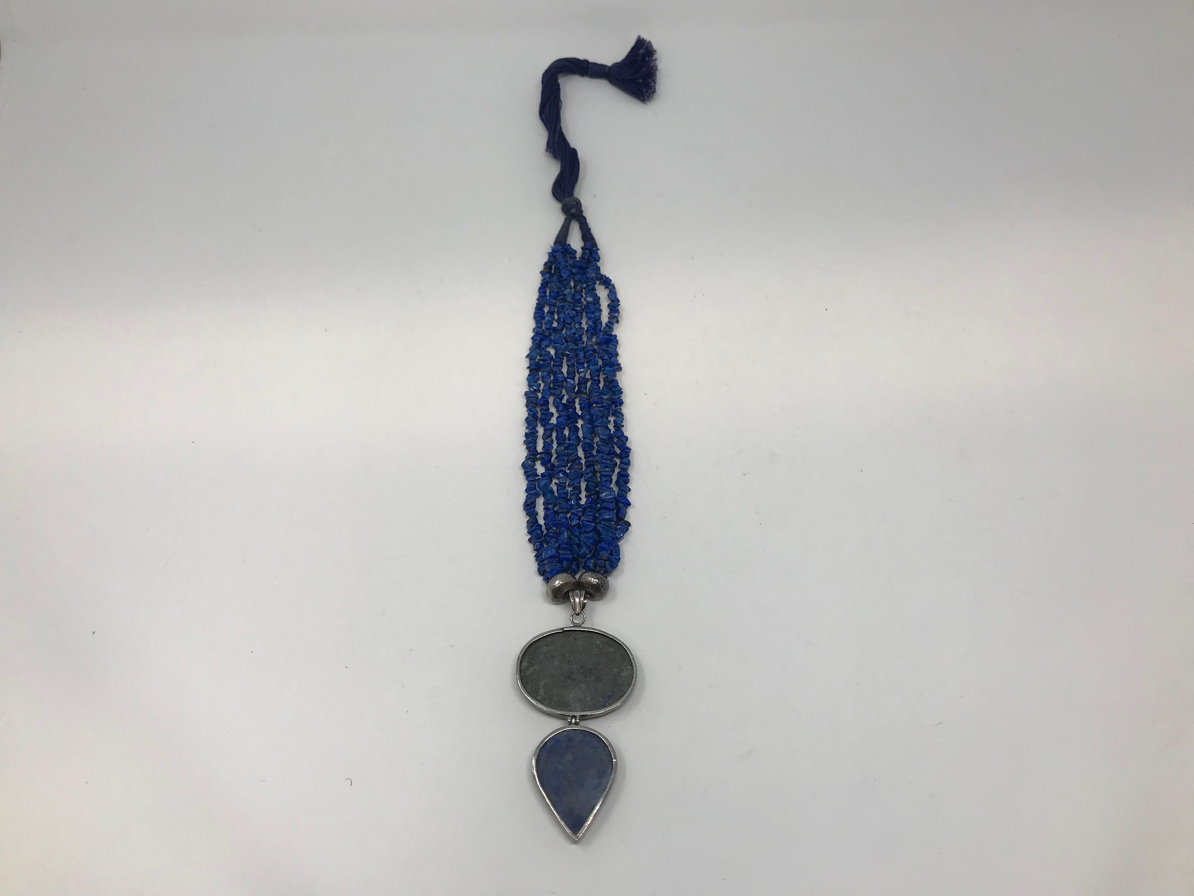 Estate Silver and Lapis Lazuli Necklace Pendant In Good Condition For Sale In Montreal, QC