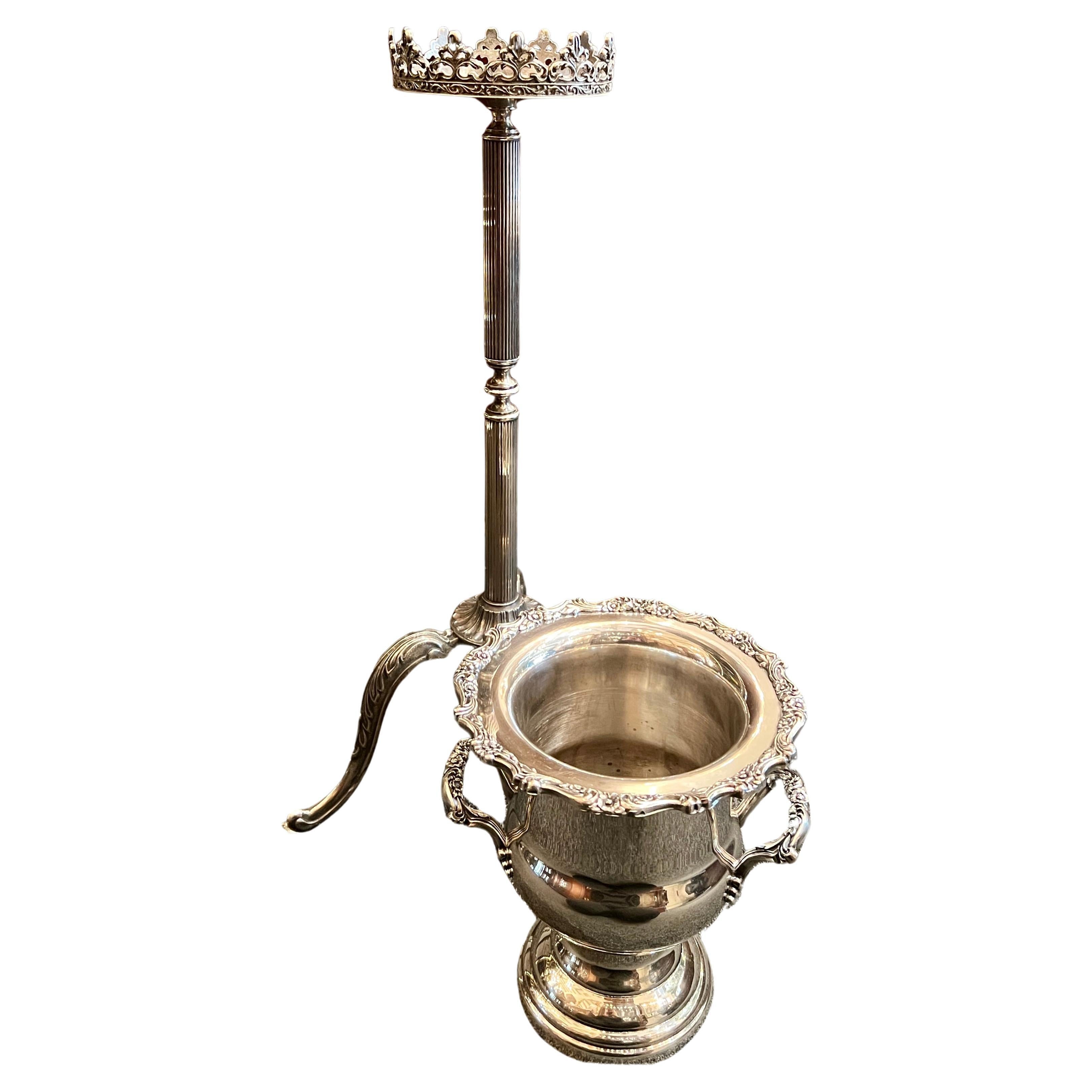 Estate Silver Plated Champagne Bucket on Stand, Circa 1930-1940. In Good Condition In New Orleans, LA