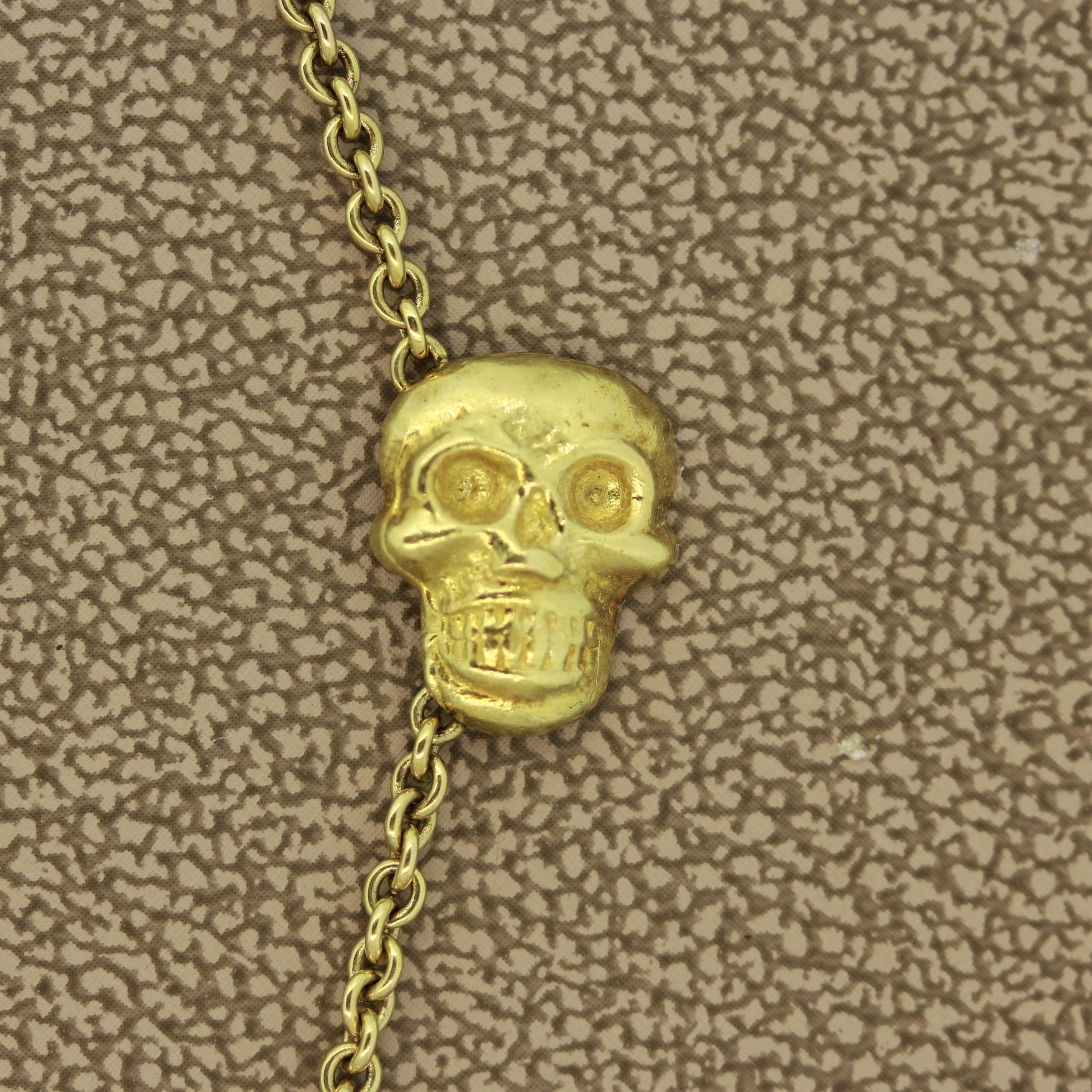 Estate Skull Gold Necklace In Excellent Condition For Sale In Beverly Hills, CA