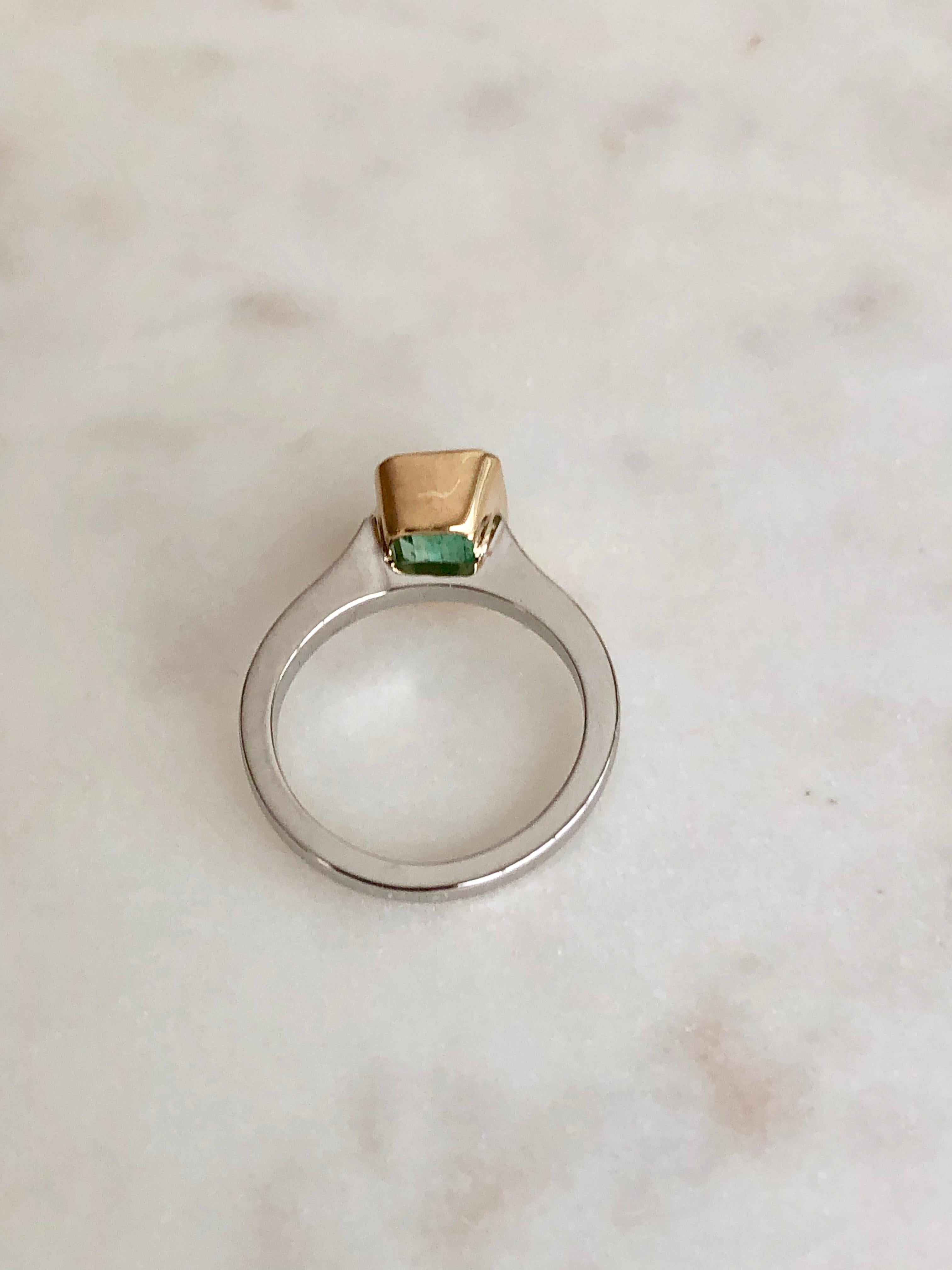 Estate Solitaire Emerald 18 Karat Platinum Engagement Ring 3