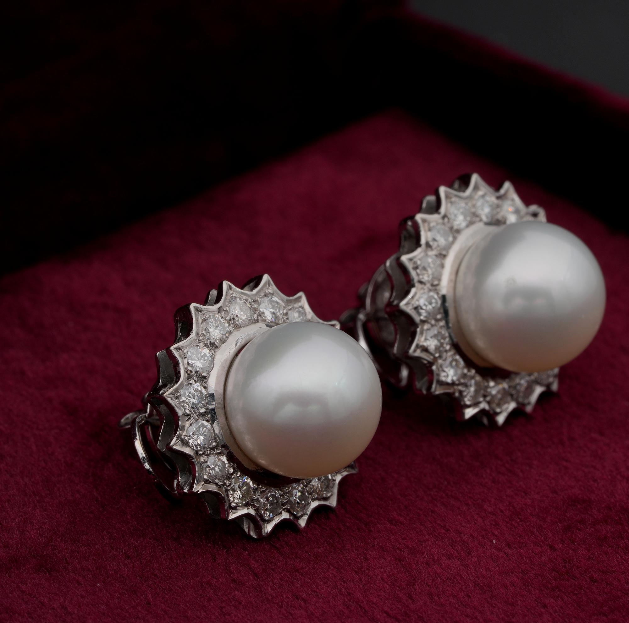 Estate South Sea Pearl 1.20 Ct Brilliant Cut Diamonds Platinum Earrings In Good Condition For Sale In Napoli, IT