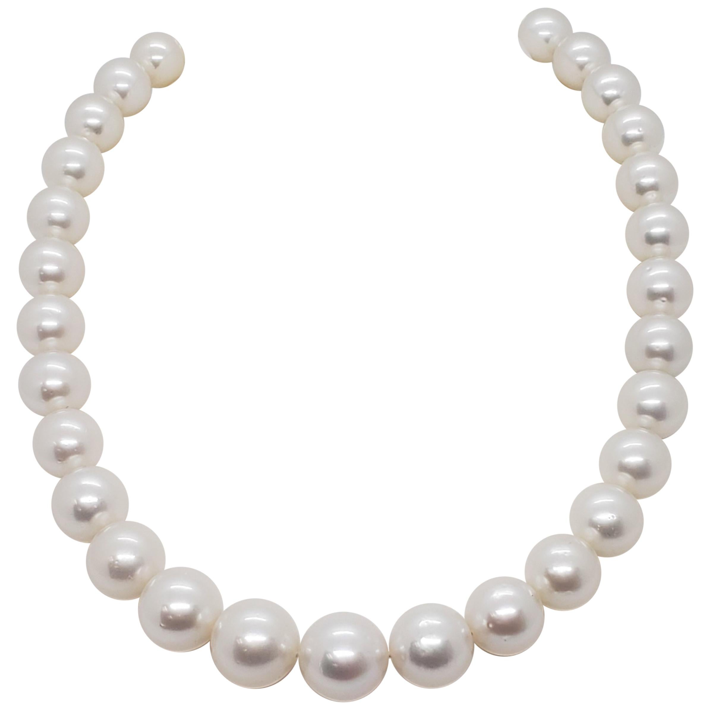 Estate South Sea White Pearl Strand with Pearls
