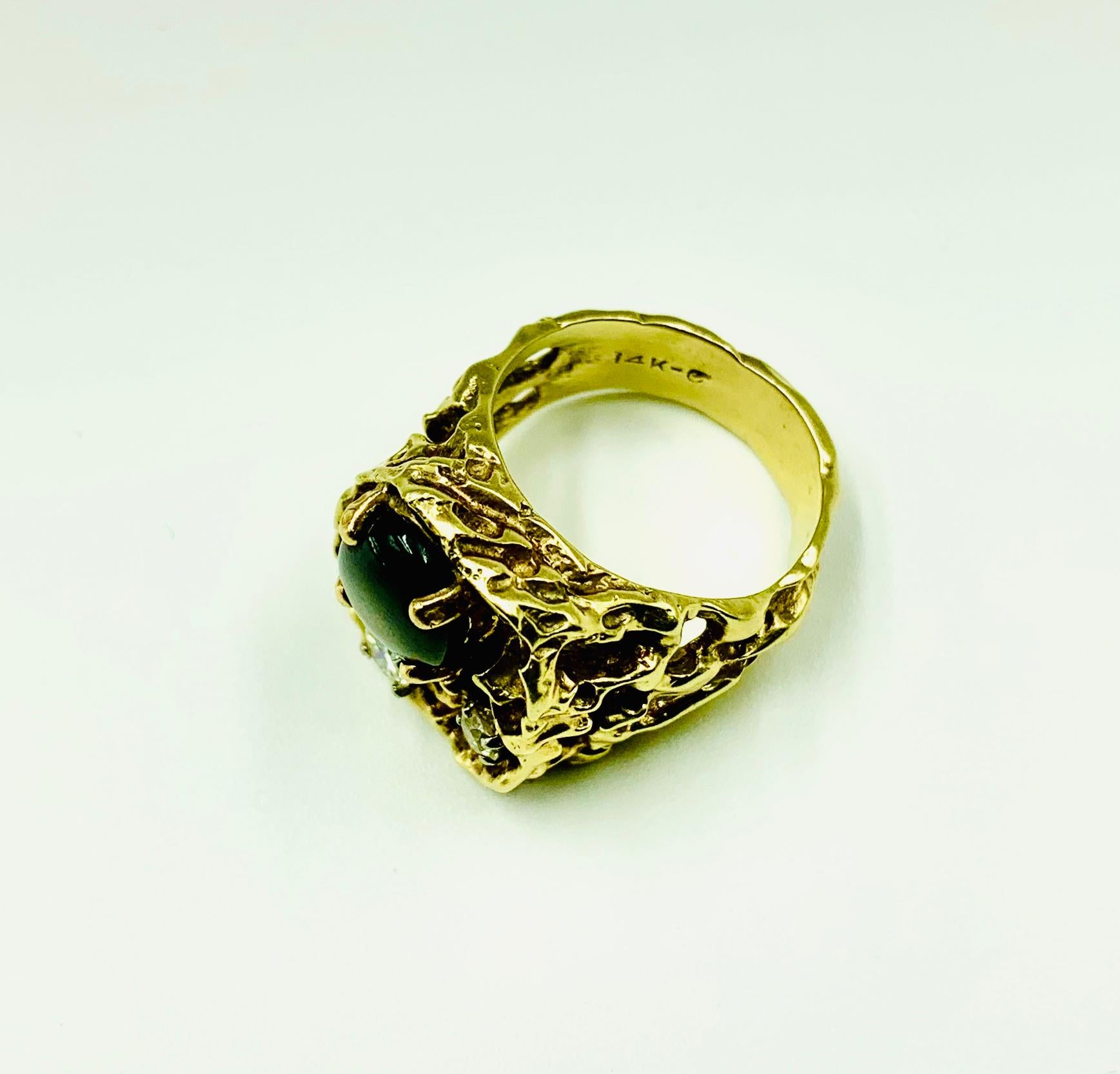 Estate Star Sapphire Diamond 14 Karat Yellow Gold Brutalist Style Ring, 1970s 2