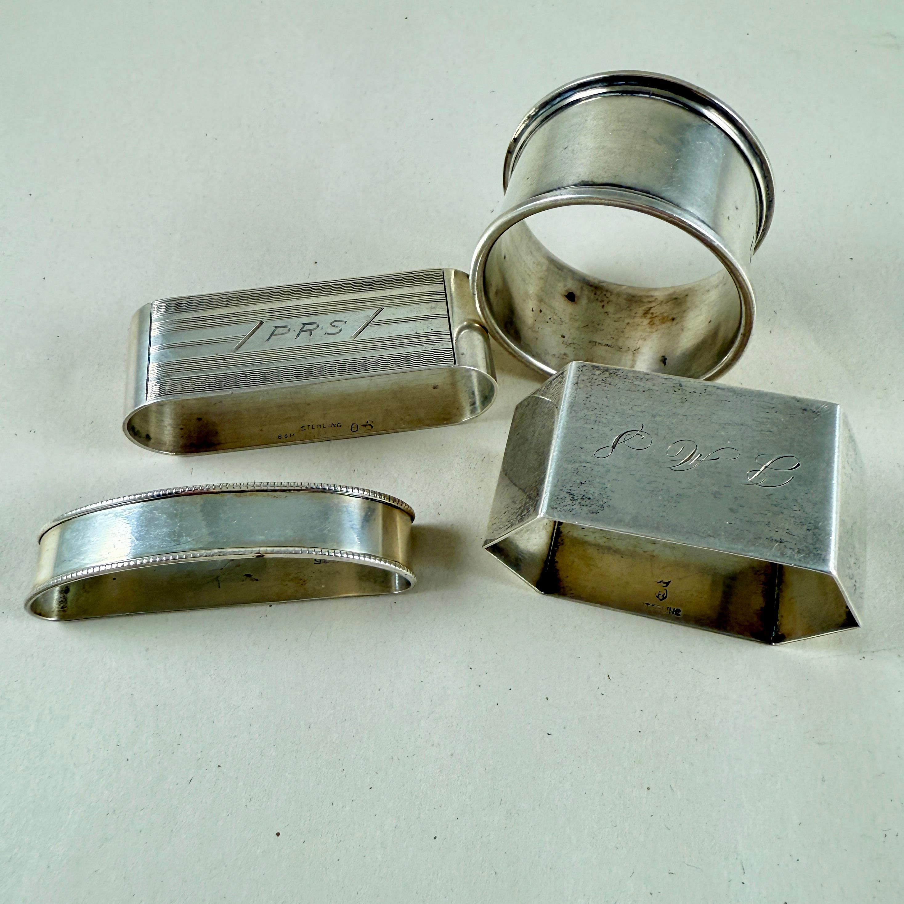Nachlass-Serviergeschirrringe aus Sterlingsilber, vierer-Set, gemischtes Set (20. Jahrhundert) im Angebot