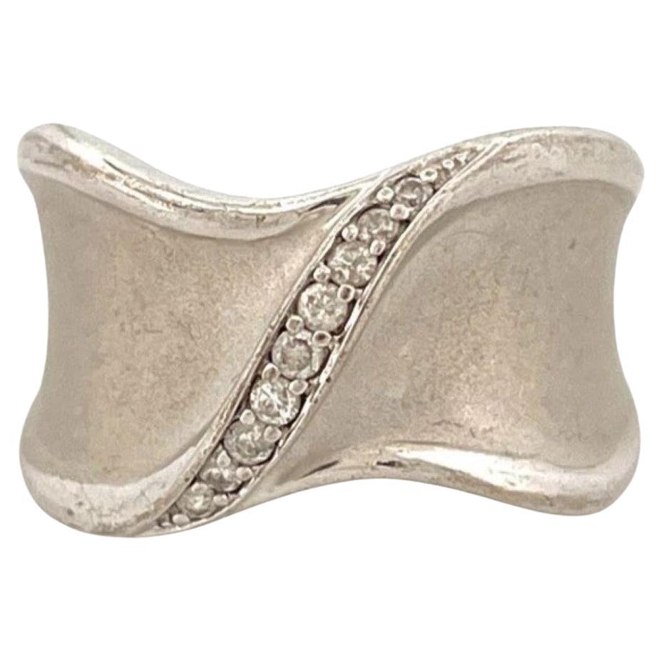 Estate Sterling Silver Natural 0.13CTW 925 Diamond Wide Wave Brushed Ring Size 7 For Sale