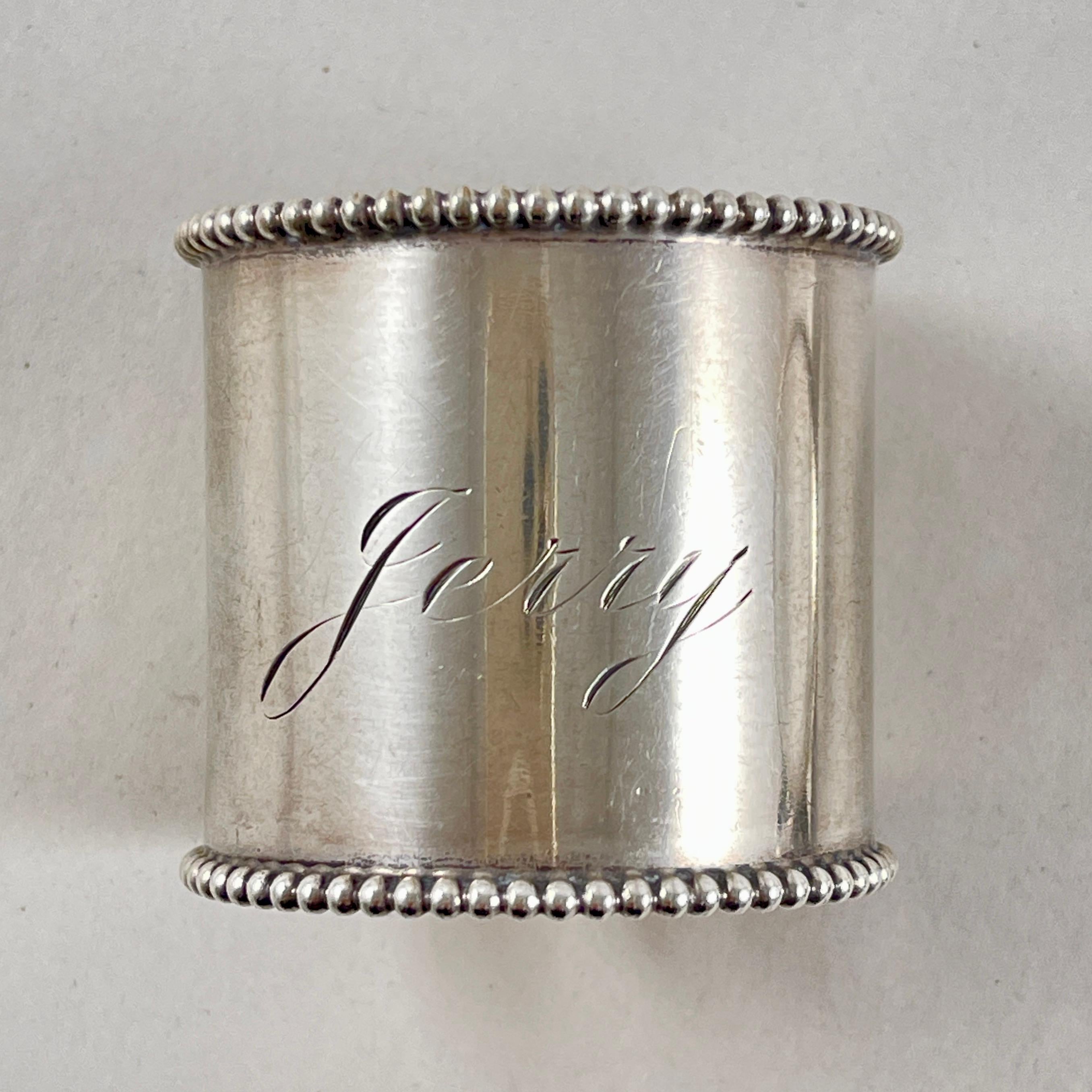 Estate Sterling Silver Wide Band Napkin Rings, set mixte de quatre en vente 1