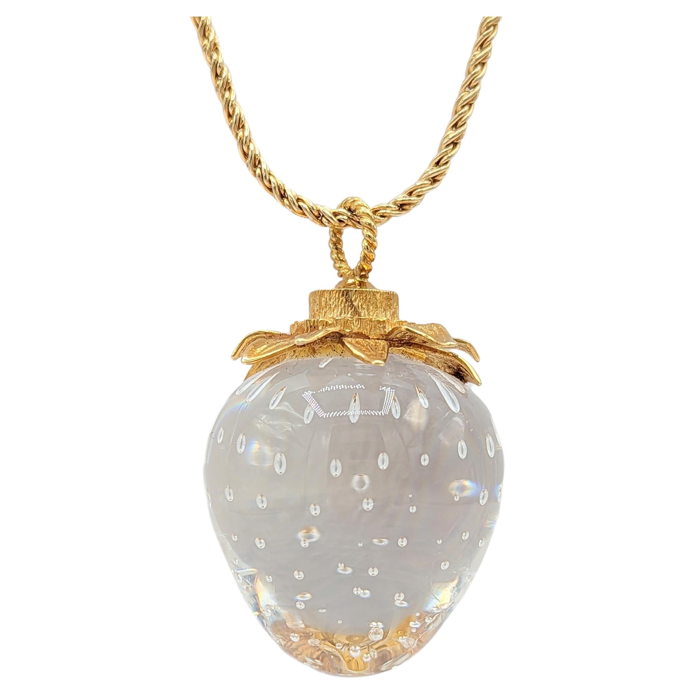 Estate Steuben Glass Strawberry Pendant Necklace in 14K Yellow Gold For Sale