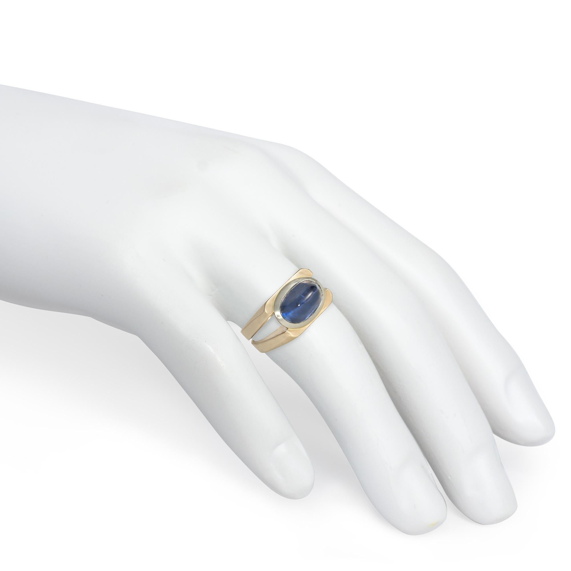 Women's or Men's Estate Sugarloaf Cabochon Sapphire and Two-Color Gold Industrial Style Ring For Sale