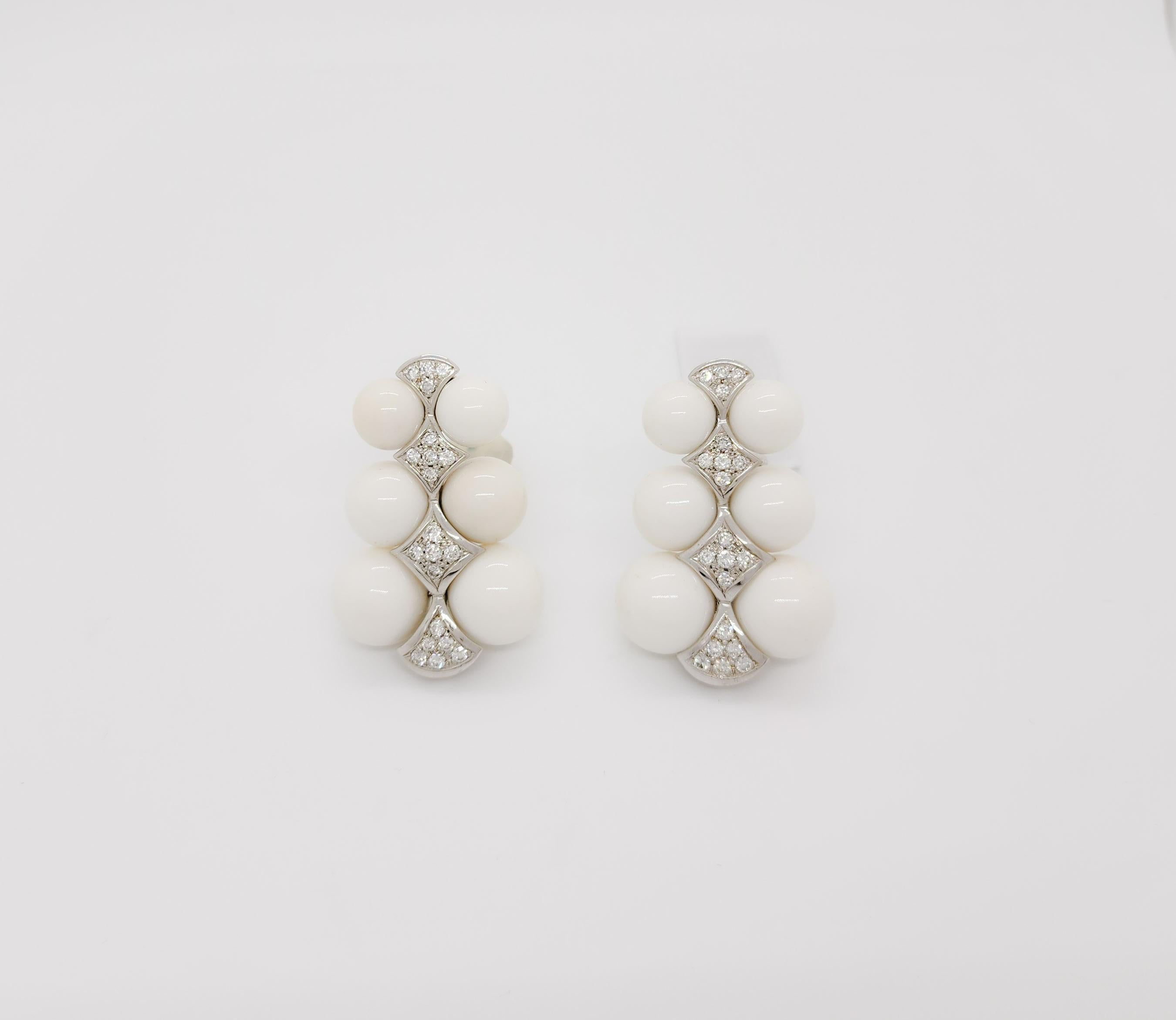Schöner Nachlass Tallarico baumeln Ohrringe mit guter Qualität, weiß, und hellen Diamanten Runden.  Handgefertigt aus 18k Weißgold.  Diese Ohrringe sind witzig, lassen sich leicht zu allem tragen und sind ein echtes Statement!