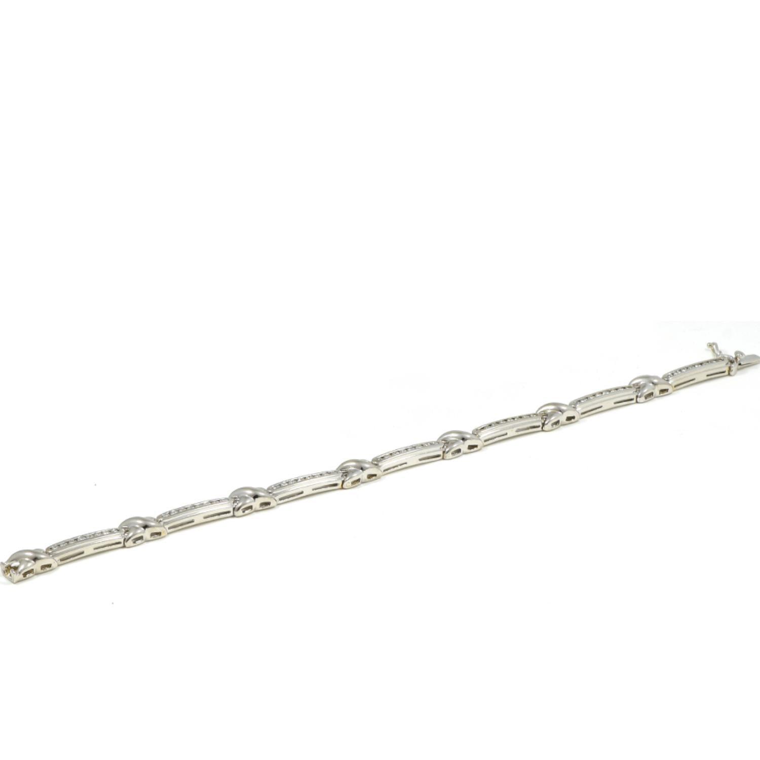 Estate Tennis Bracelet in 18 Karat White Gold and Diamonds 1