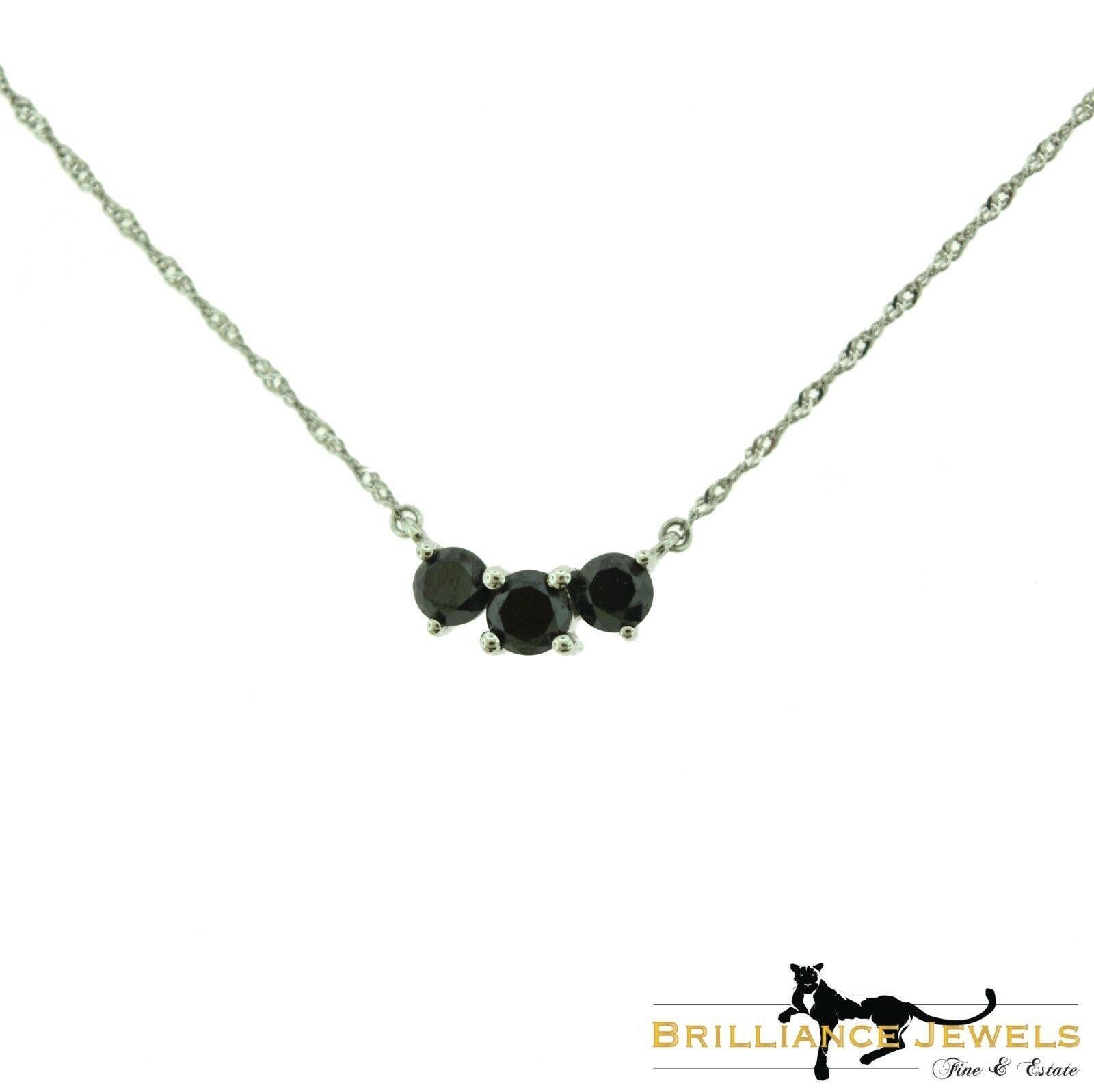Estate Three Stone Sapphire Necklace in White Gold 17 Inches In Good Condition For Sale In Miami, FL