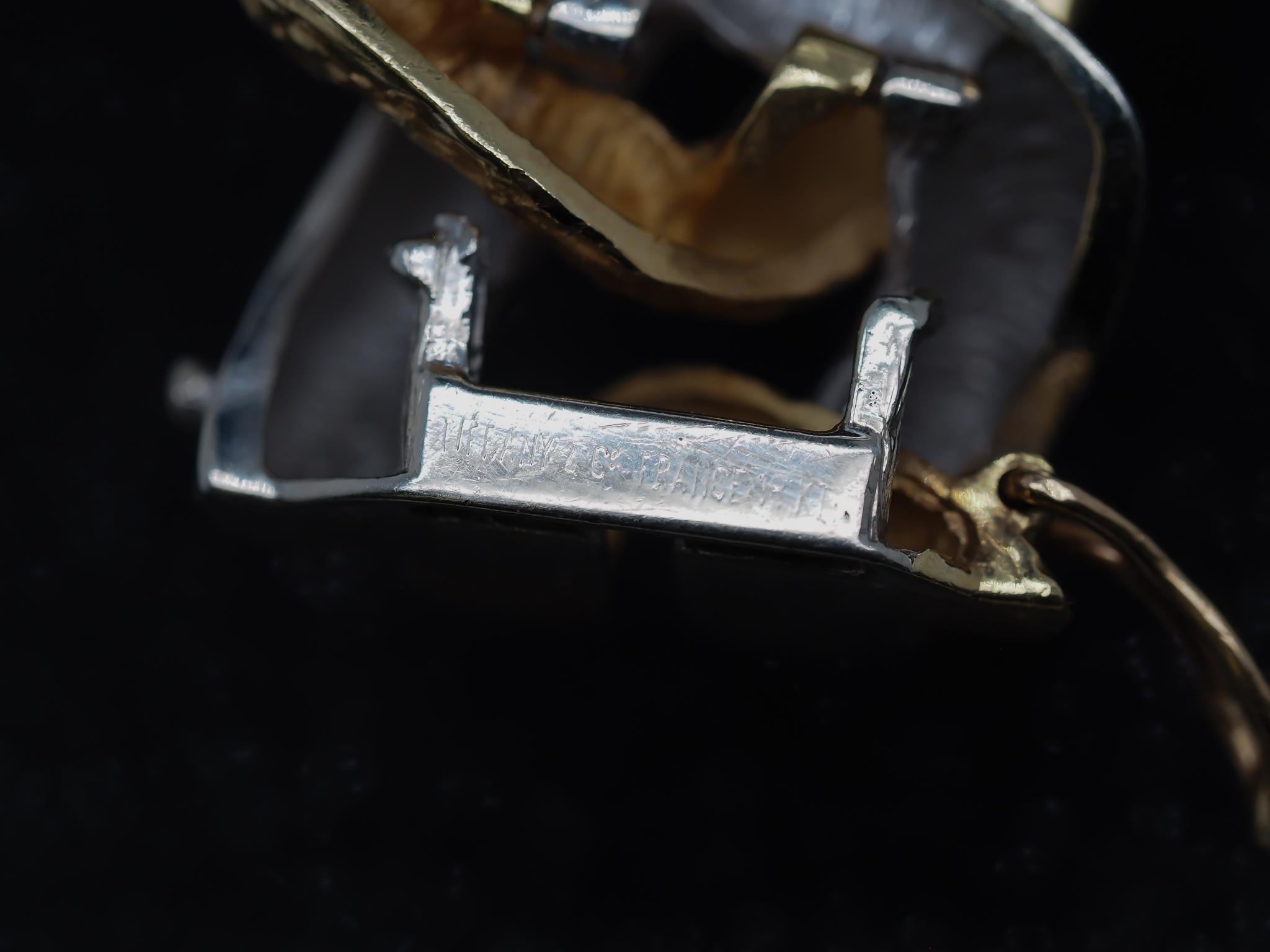 Bracelet à maillons martelés bicolores 18 carats Tiffany & Co., VHK#1002 en vente 10