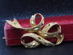 Estate Tiffany & Co. 18K Yellow Gold Textured Brooch - VHK#270a