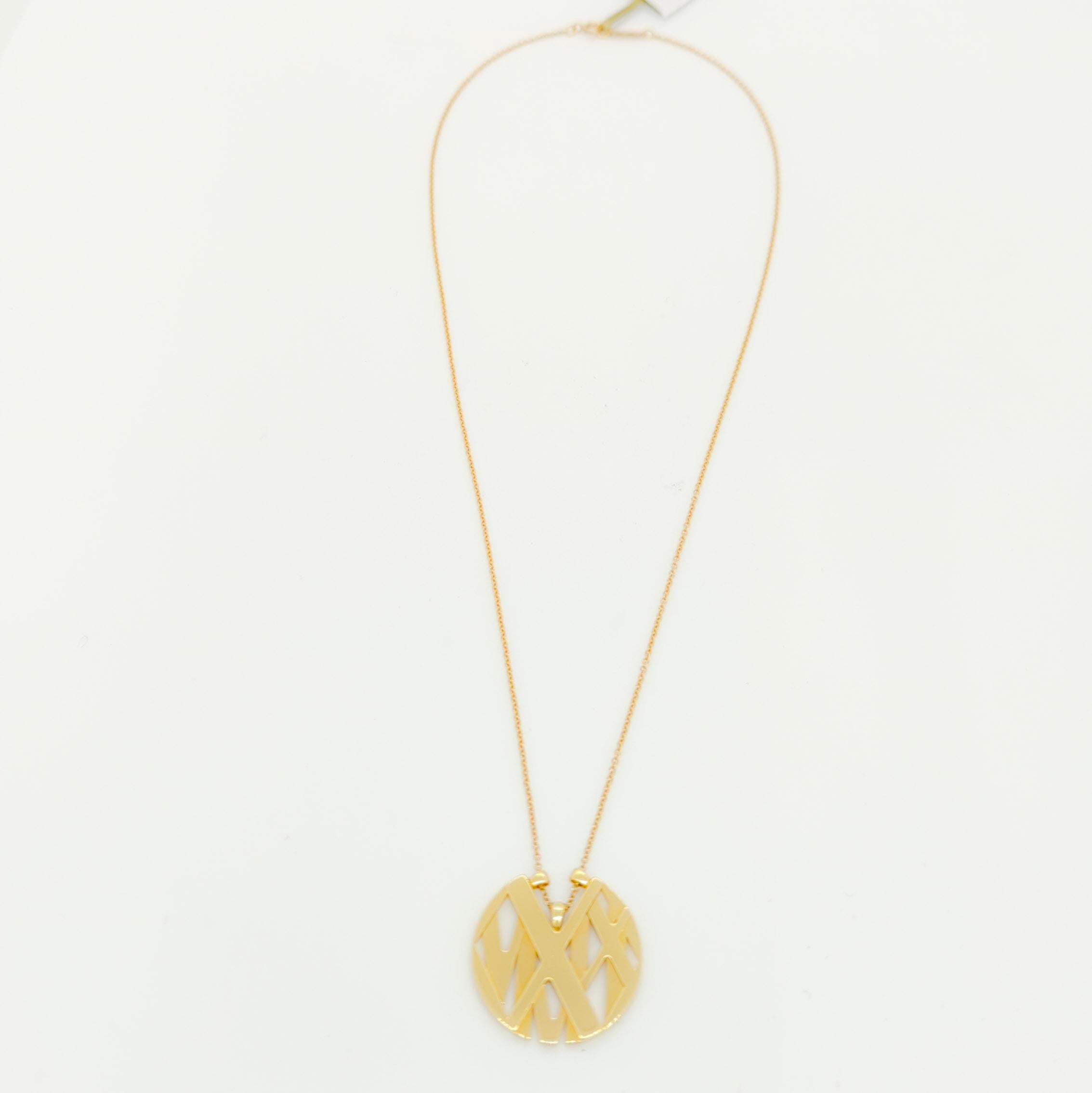 La succession de Tiffany & Co. Pendentif Atlas en or jaune 18 carats en vente 1