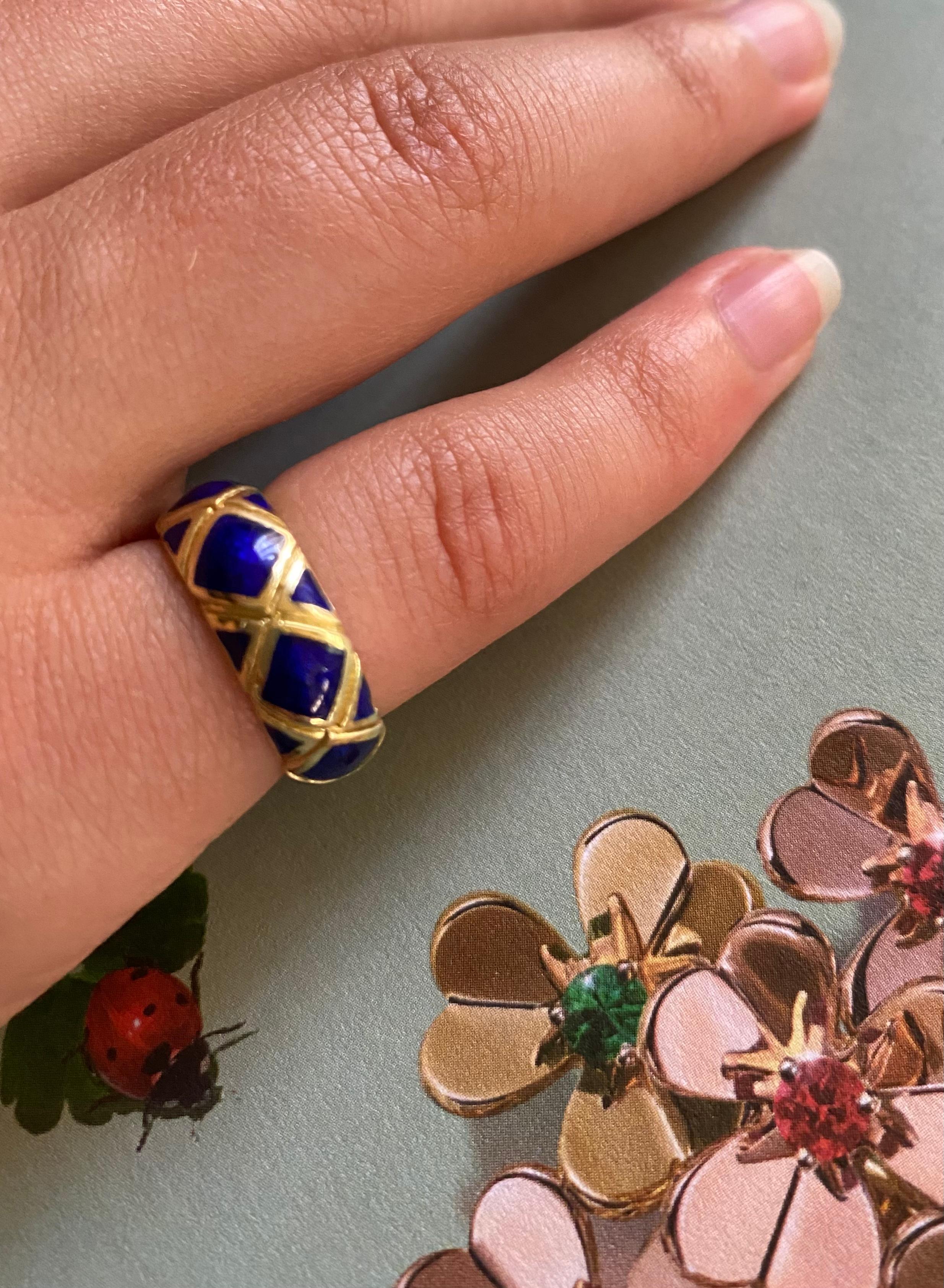 Estate Tiffany &Co. Cobalt Blue Enamel 18K Yellow Gold X Band Ring For Sale 7